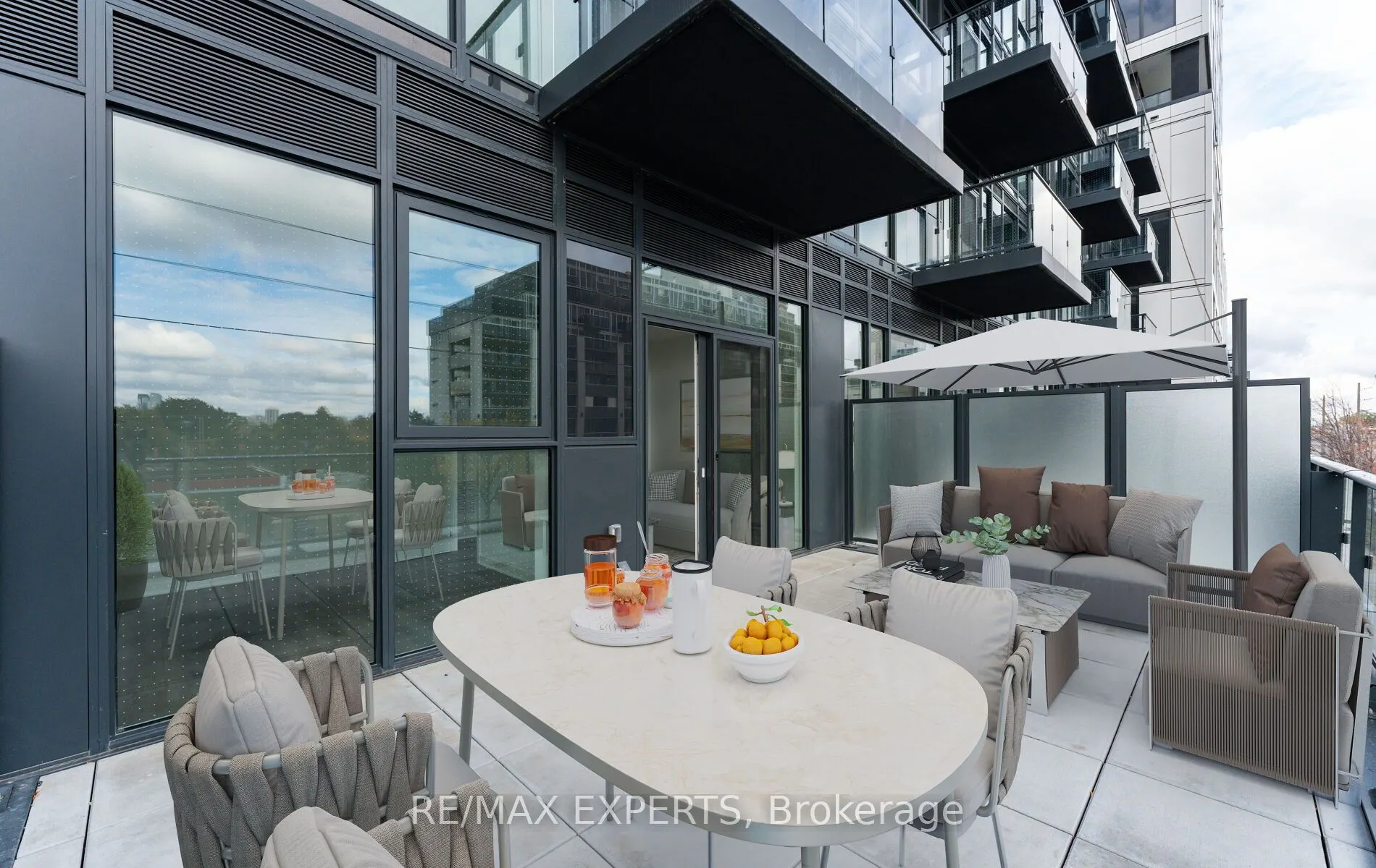 1007 The Queensway, #214