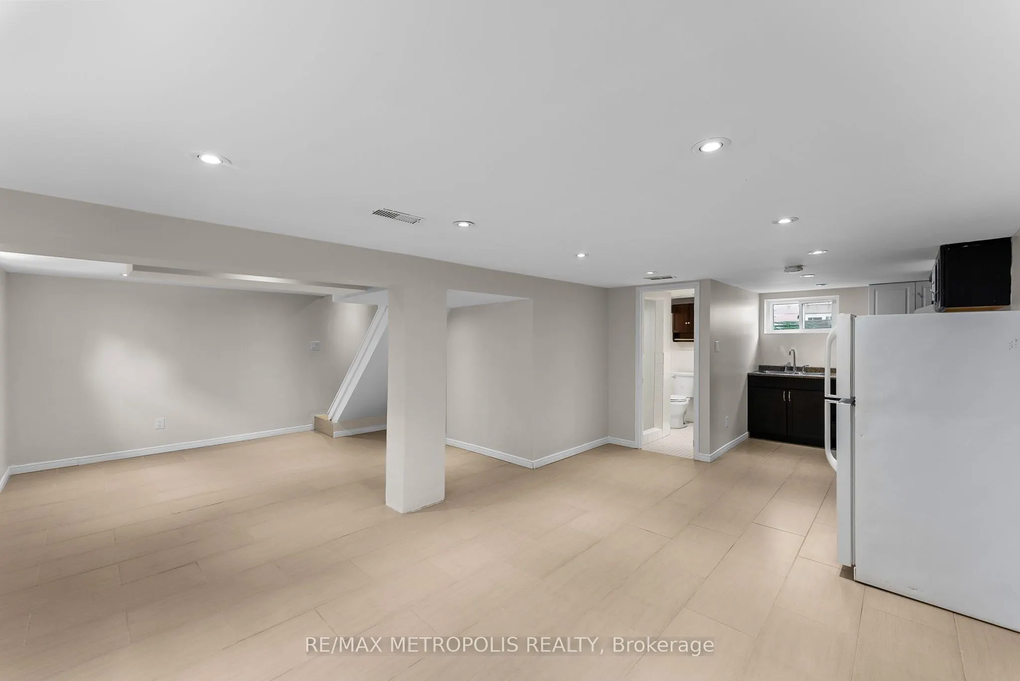 96 Allenby Avenue, #Bsmnt