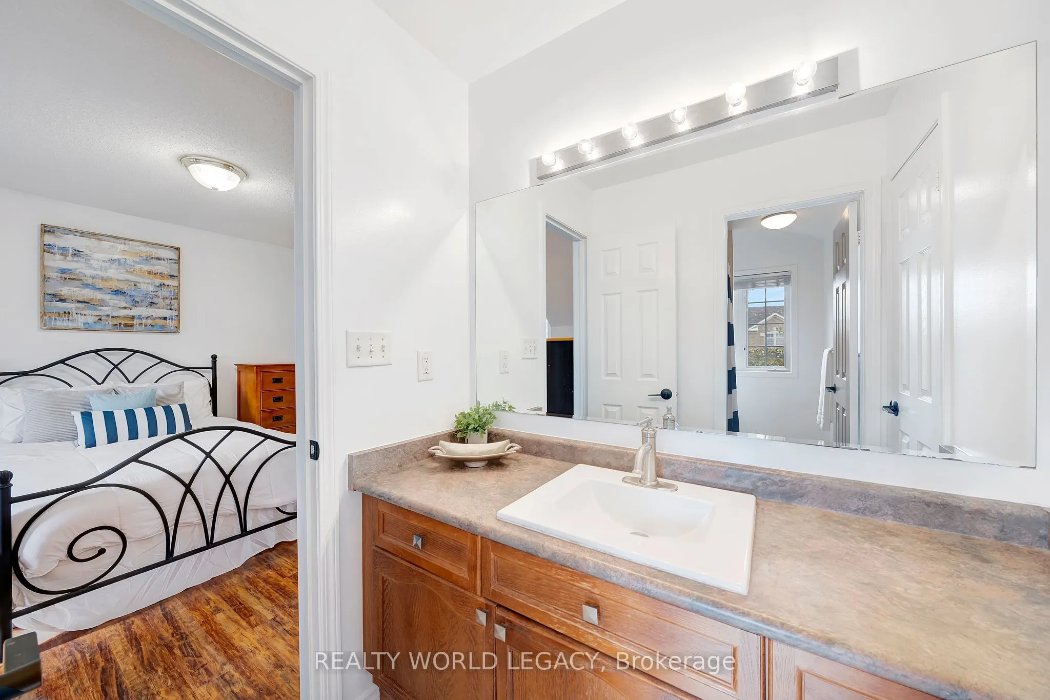 860 Somerville Terrace