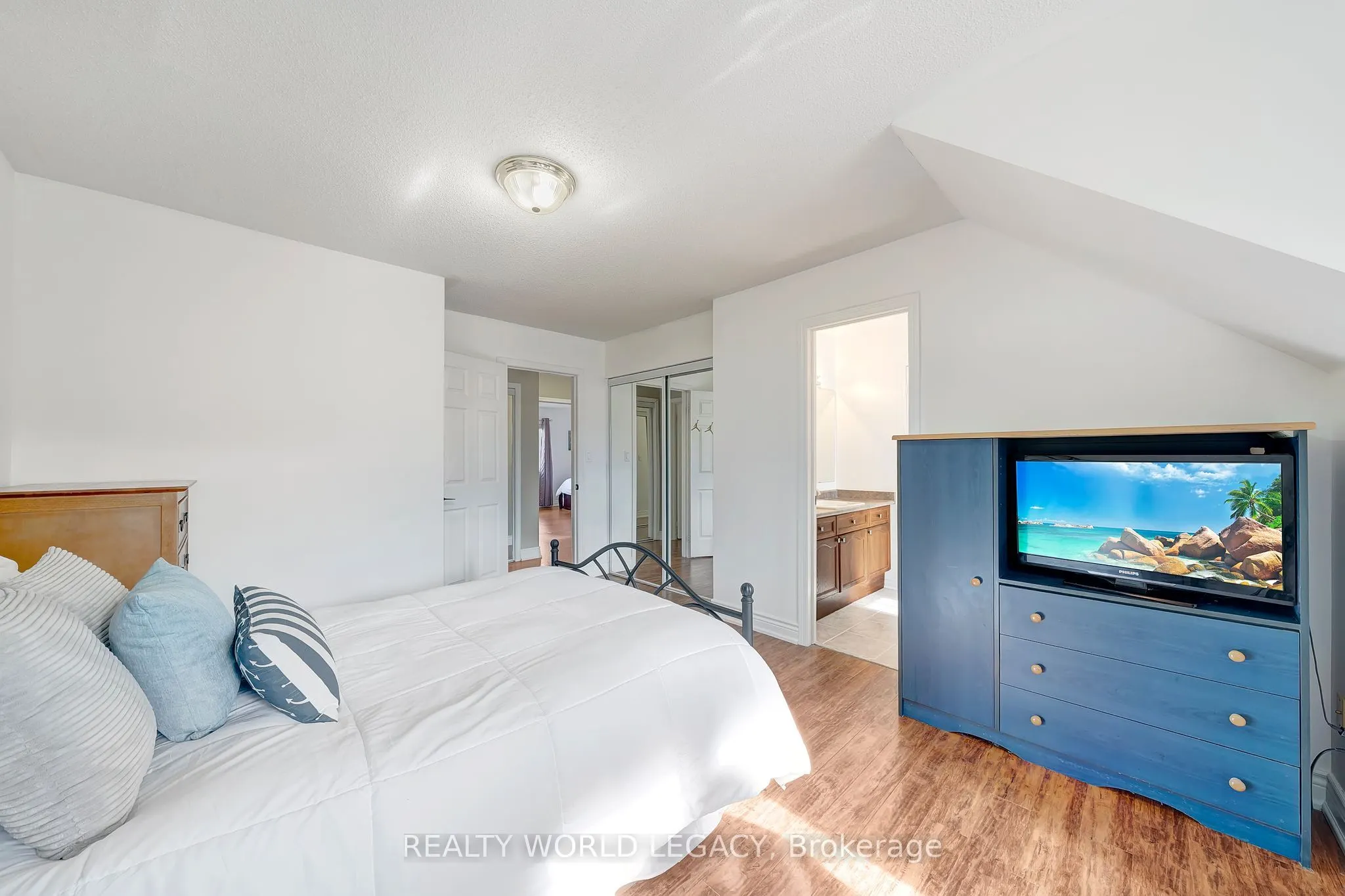 860 Somerville Terrace