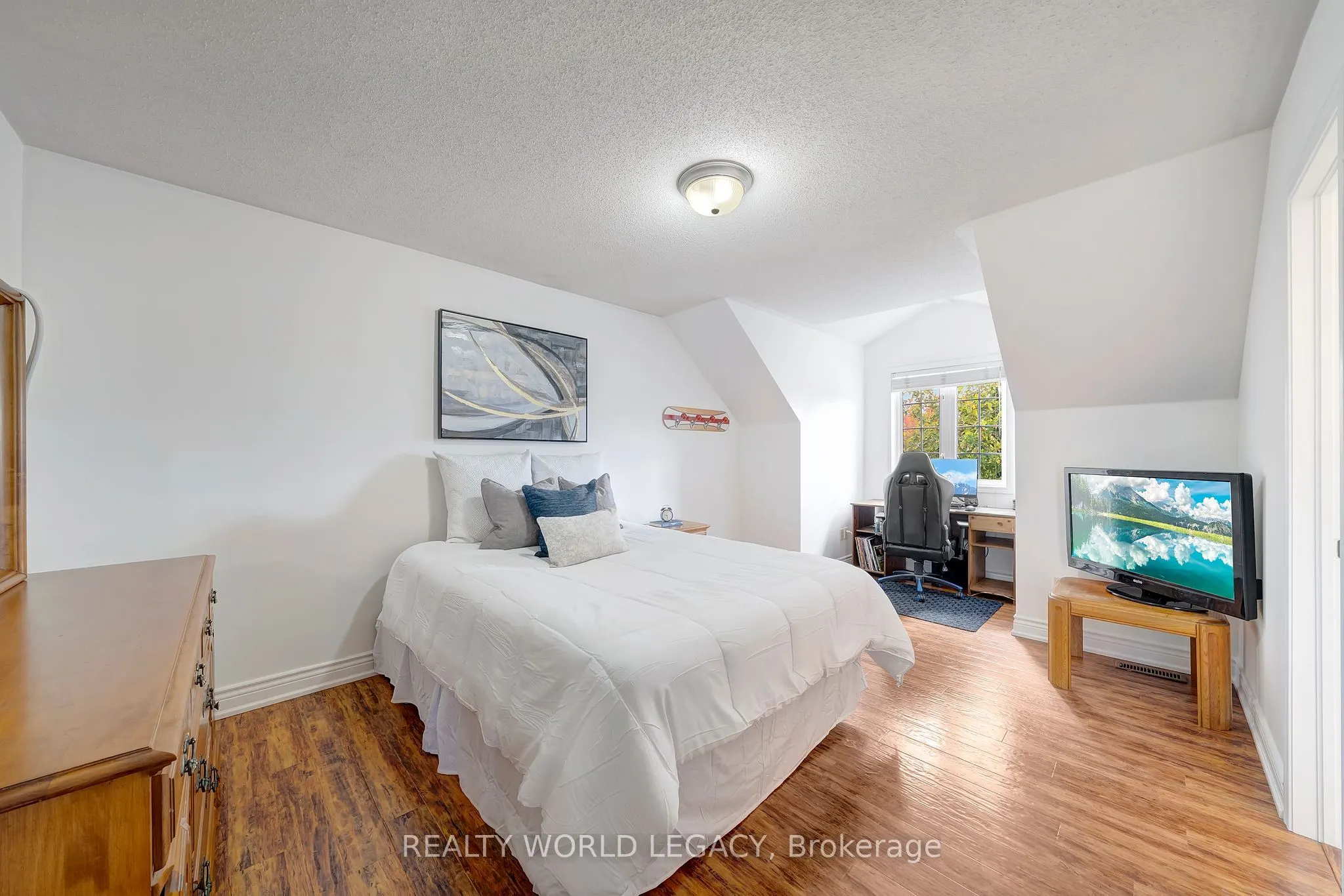 860 Somerville Terrace