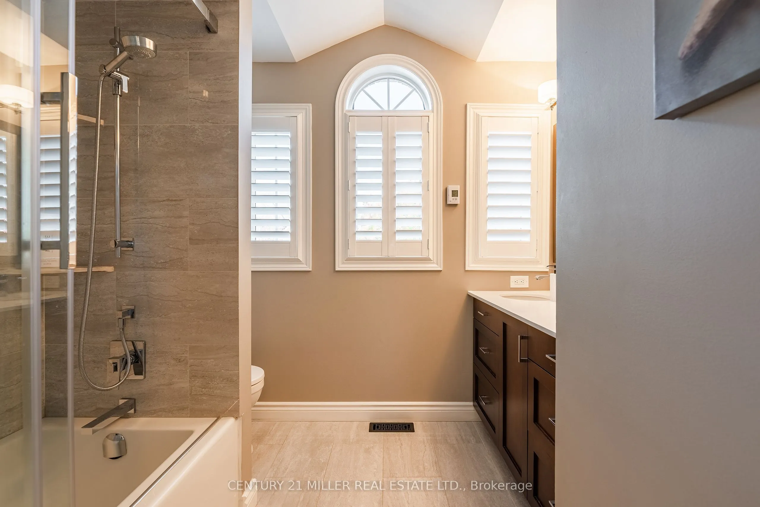 2124 Blackforest Crescent