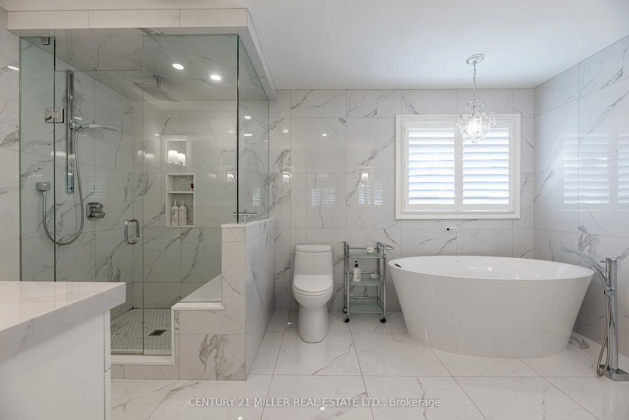 2124 Blackforest Crescent