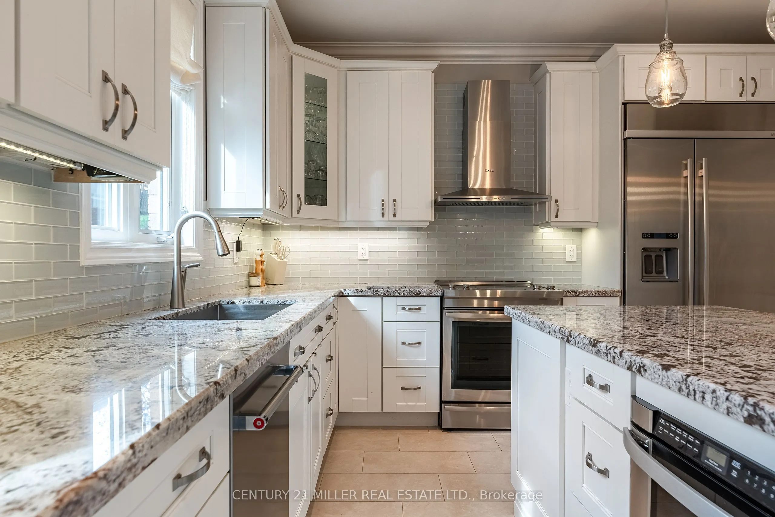 2124 Blackforest Crescent