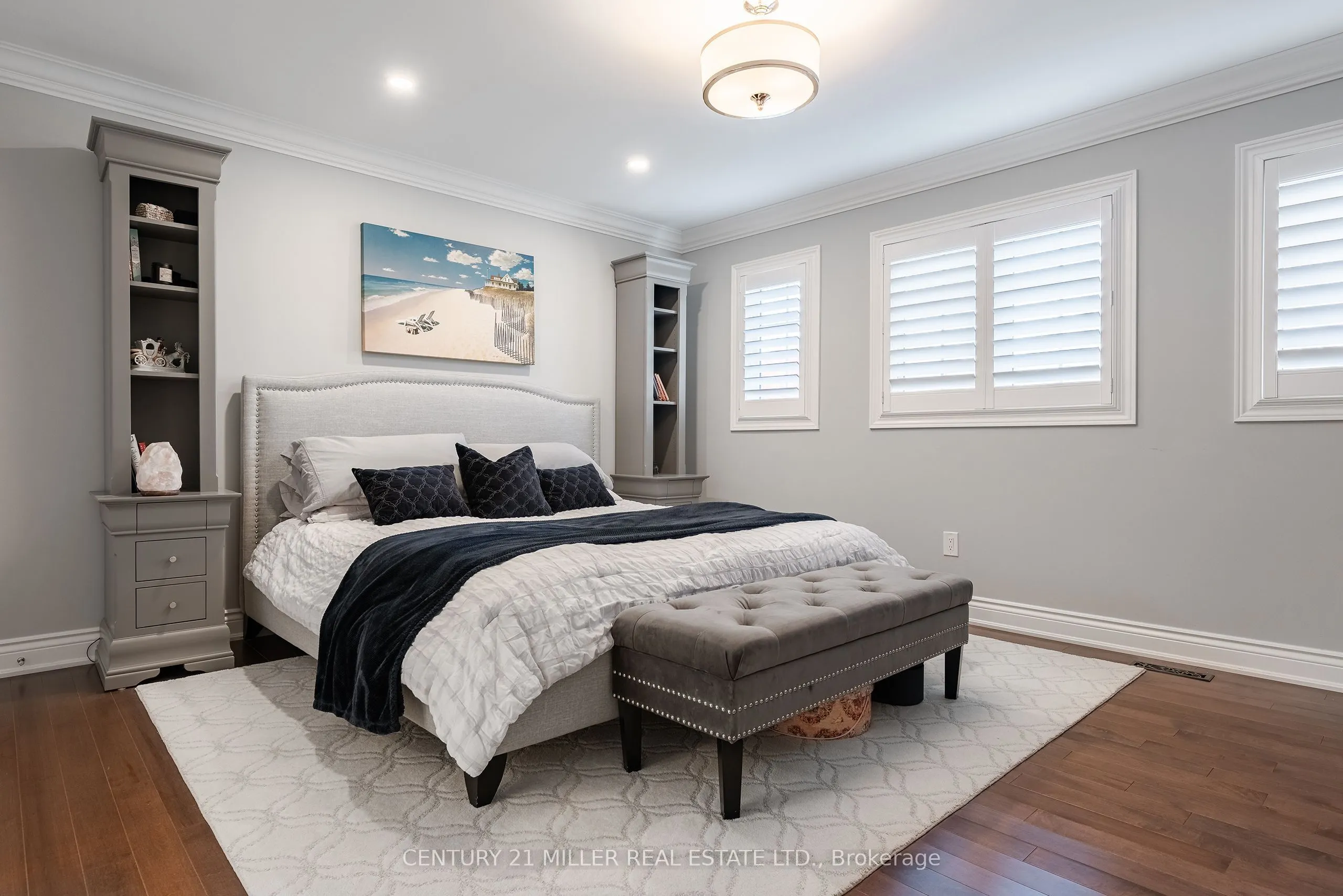 2124 Blackforest Crescent