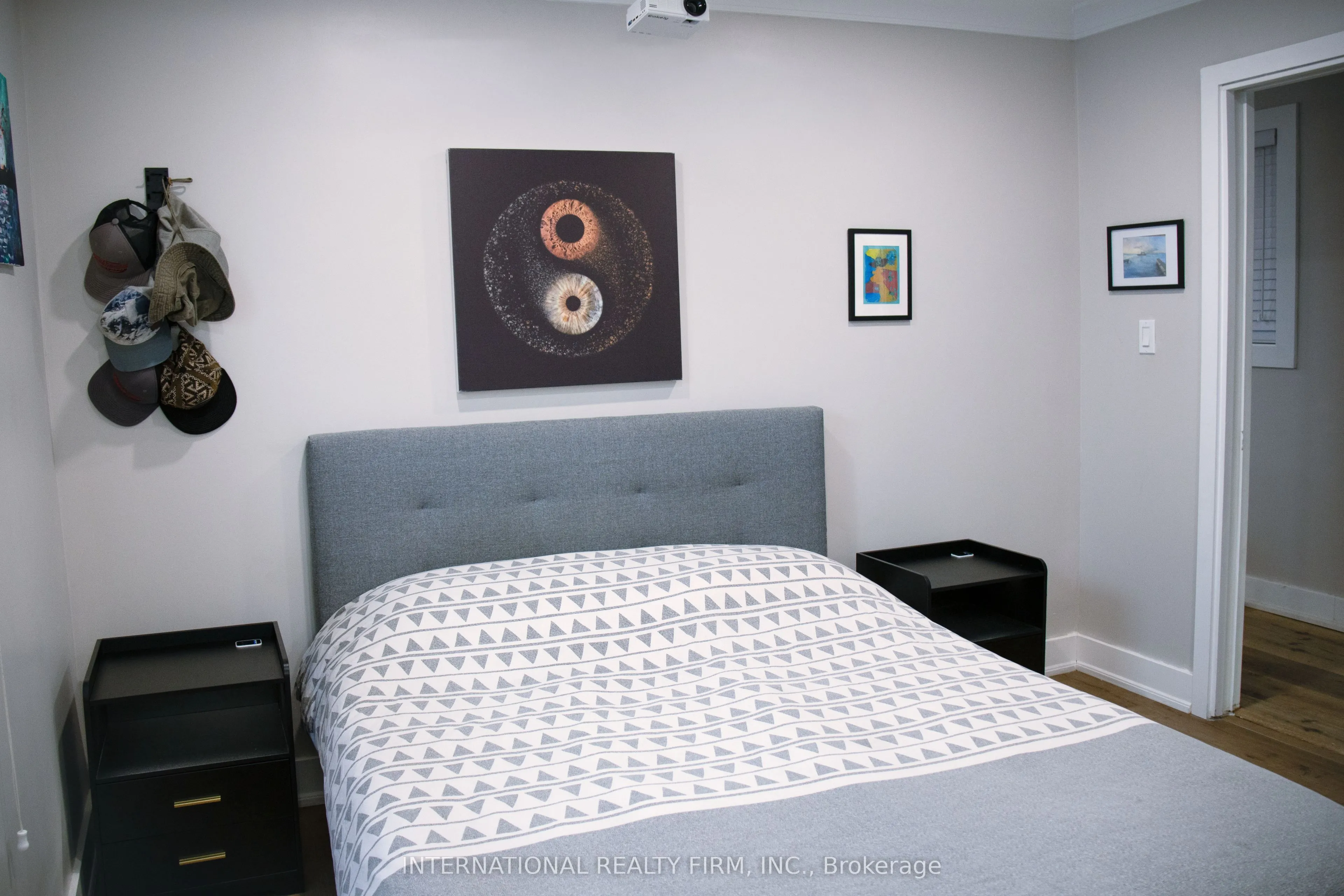 331 Mcroberts Avenue N