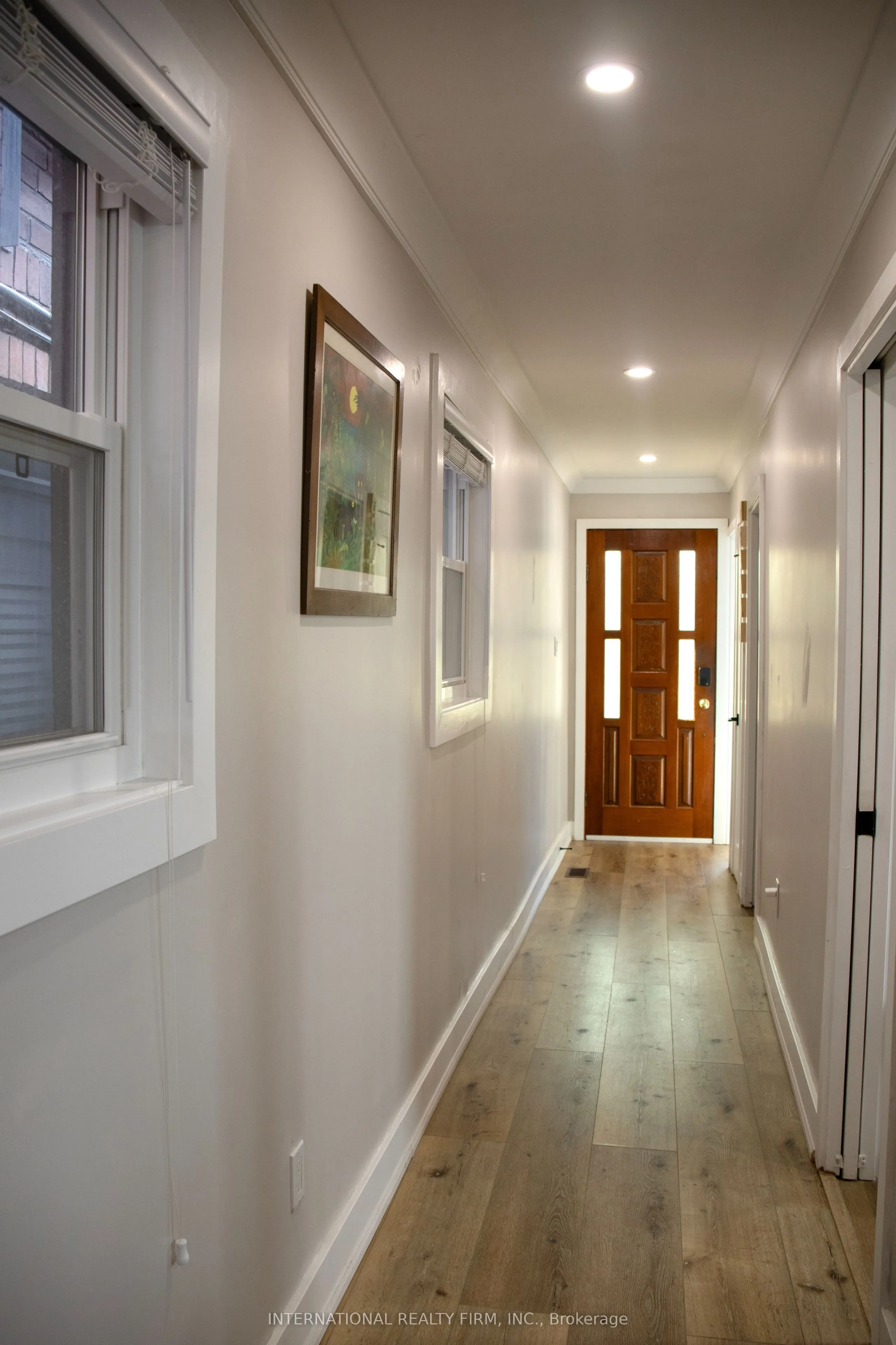 331 Mcroberts Avenue N