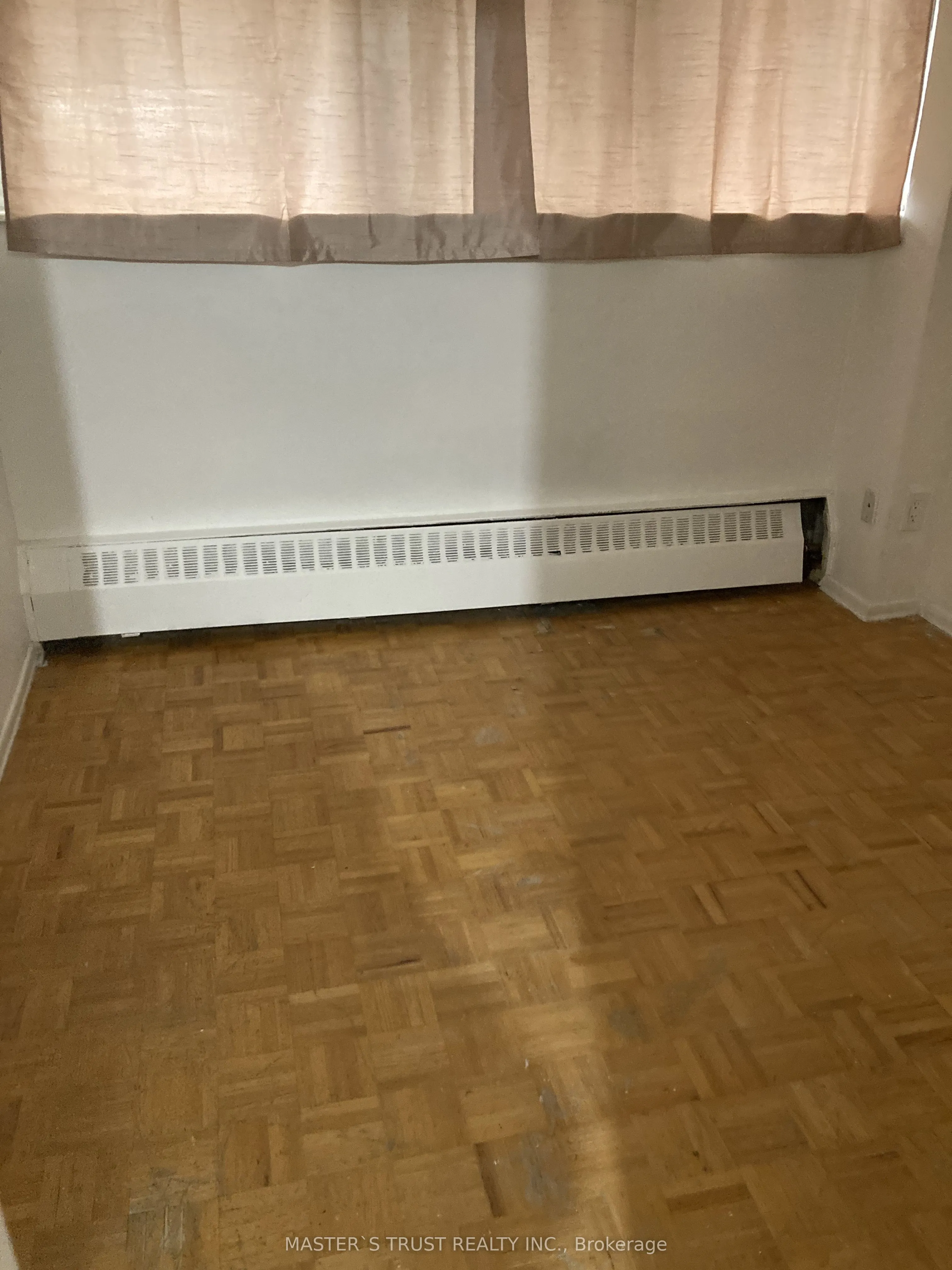 10 Eddystone Avenue, #116