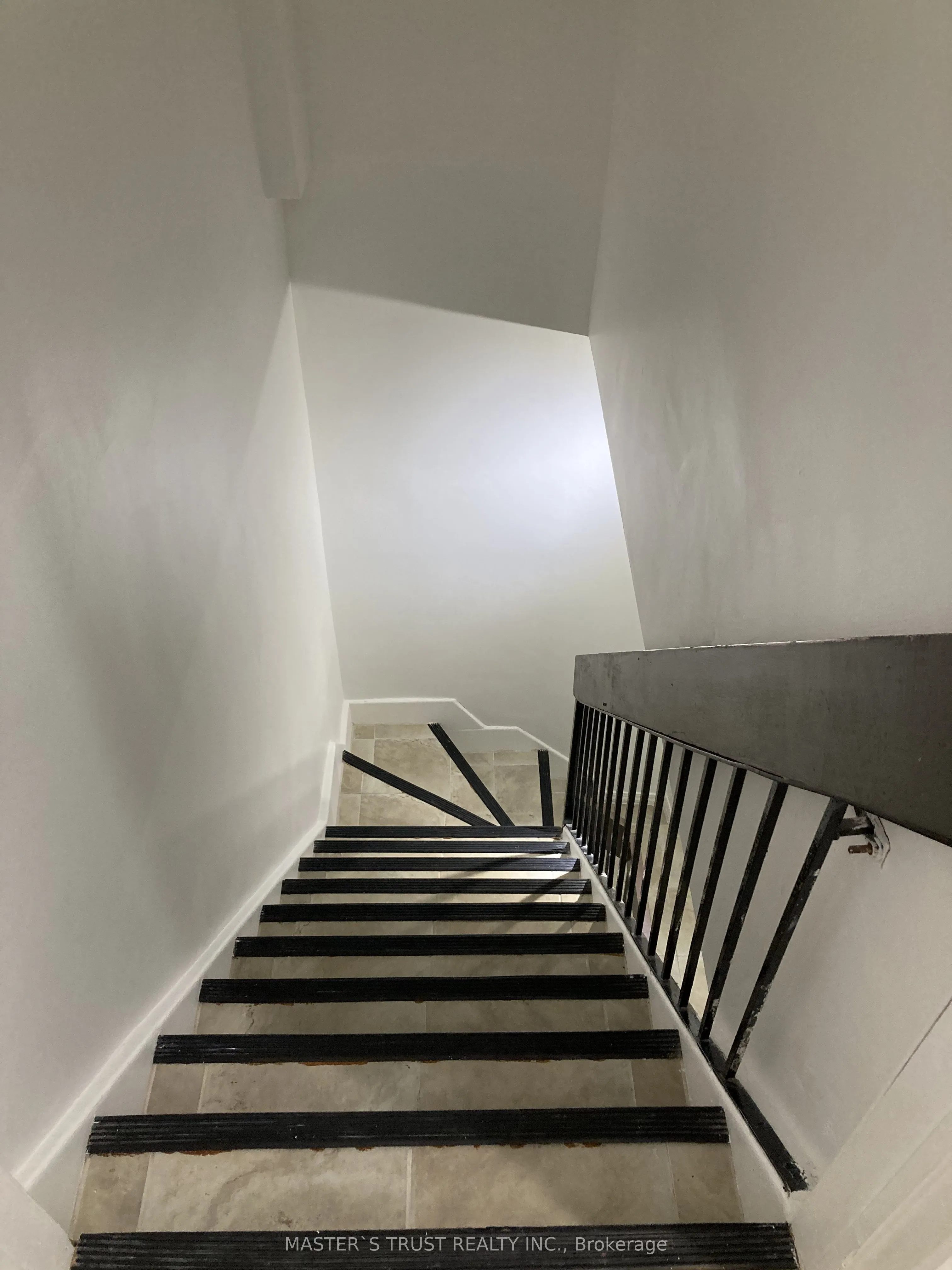 10 Eddystone Avenue #116