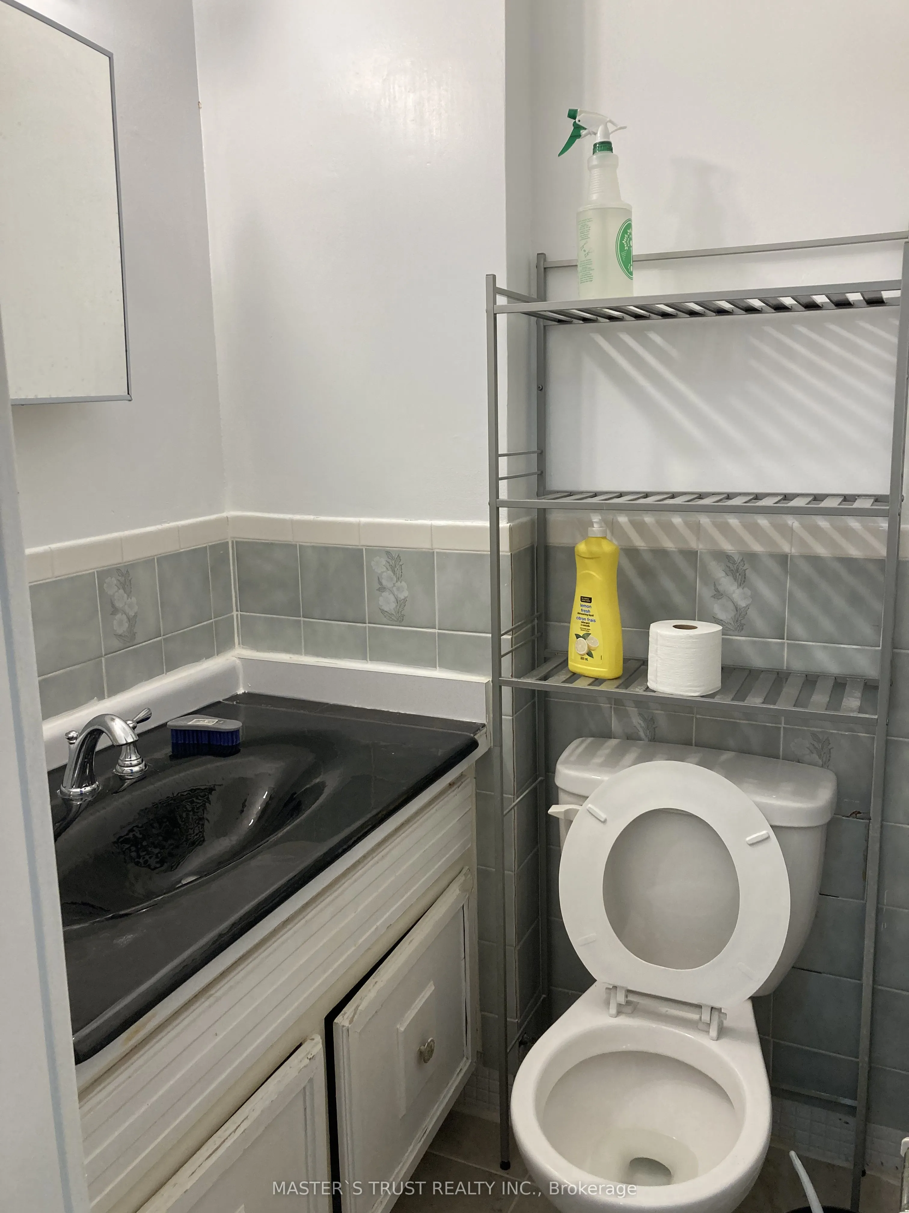 10 Eddystone Avenue #116