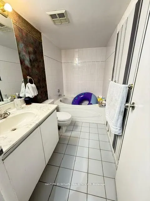 5 Rowntree Road, #1707