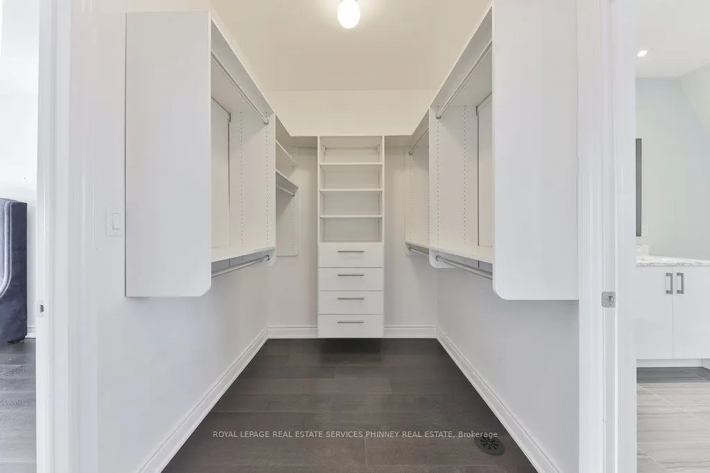 2160 Trafalgar Road W, #10