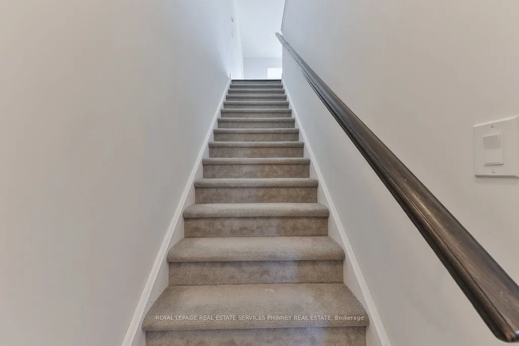 2160 Trafalgar Road W, #10