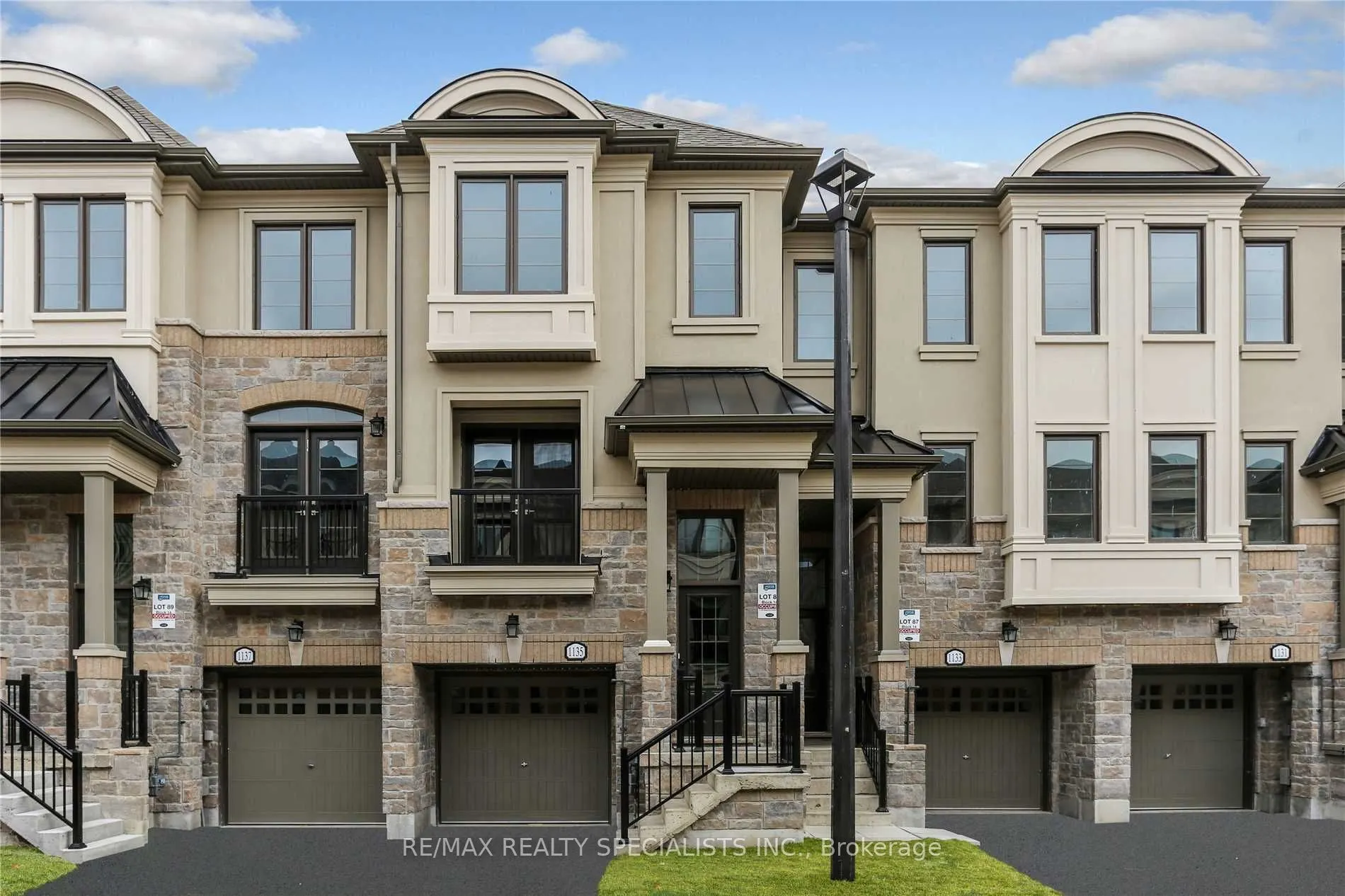 1135 Beachcomber Road