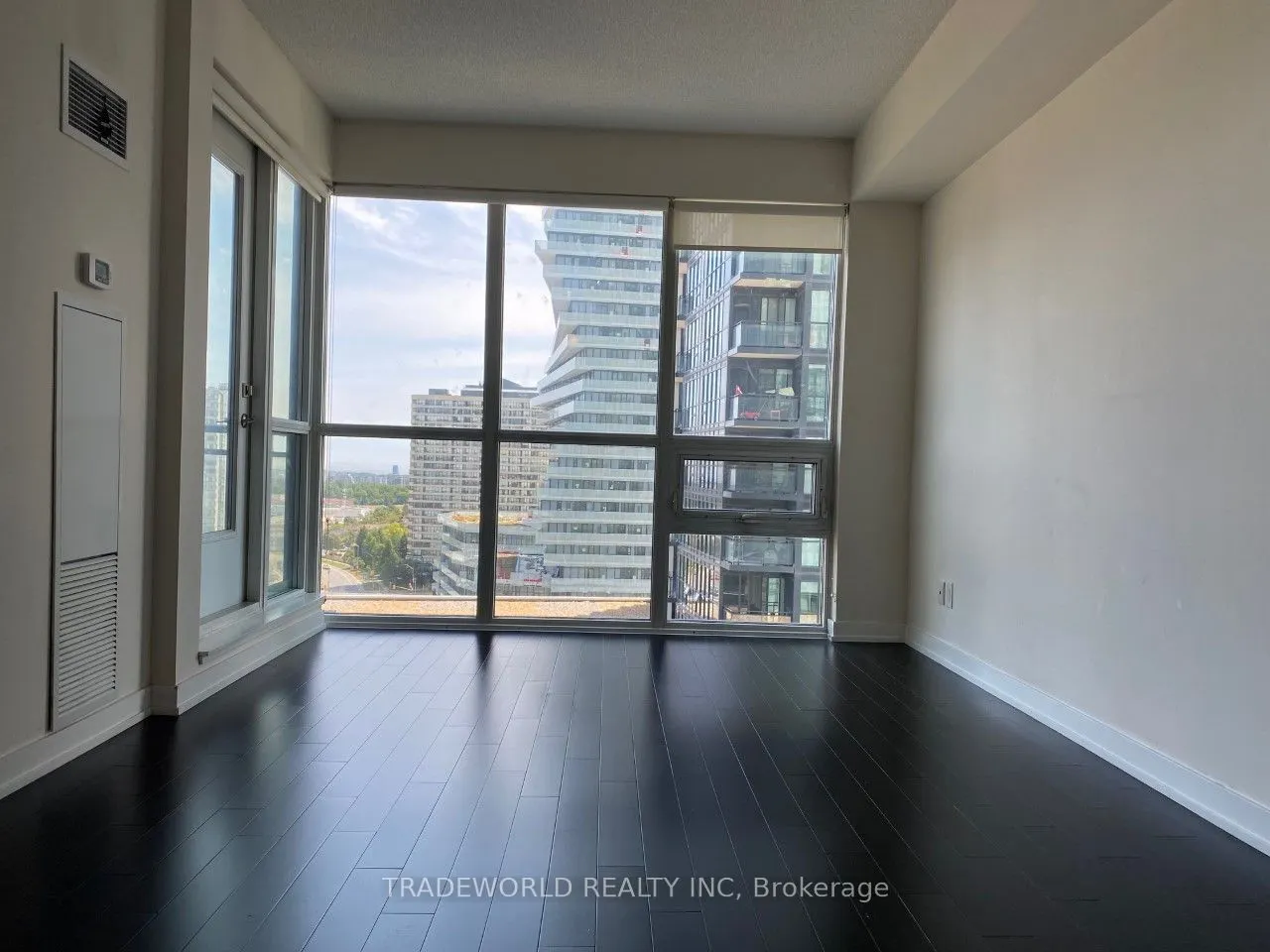 510 Curran Place, #1101