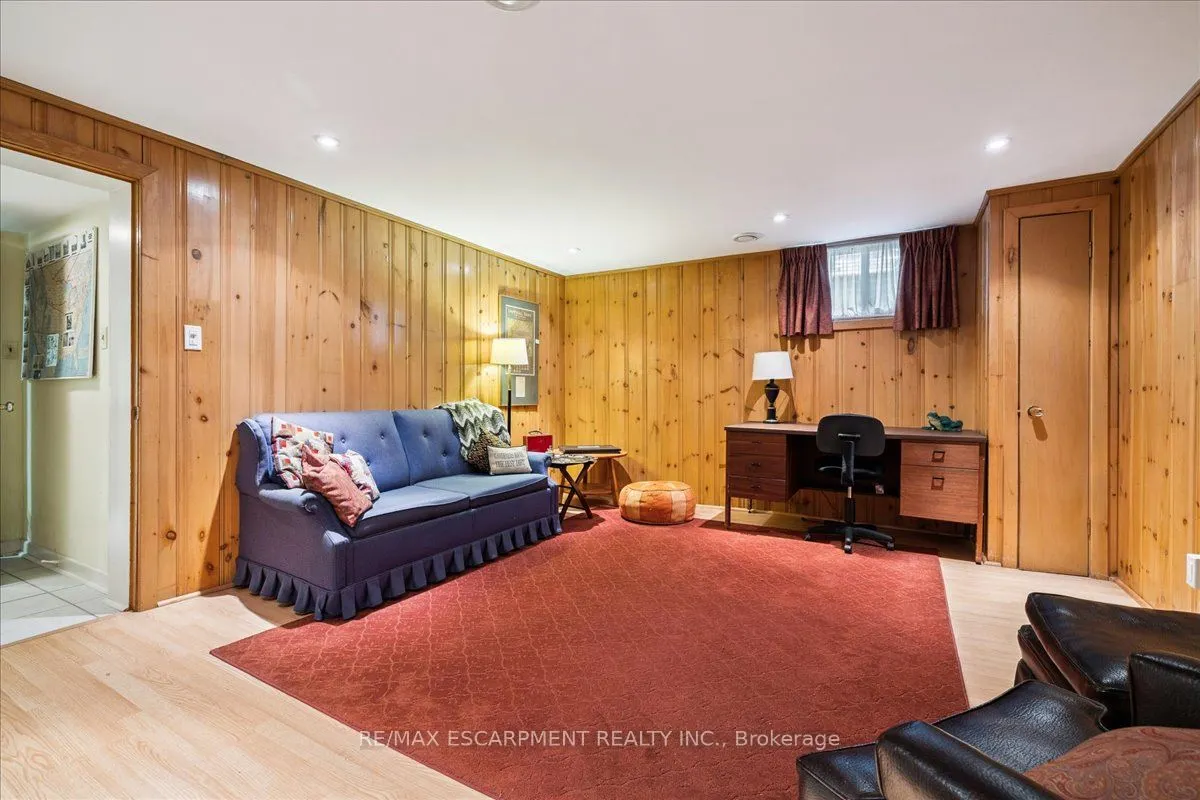 222 STRATHCONA Drive