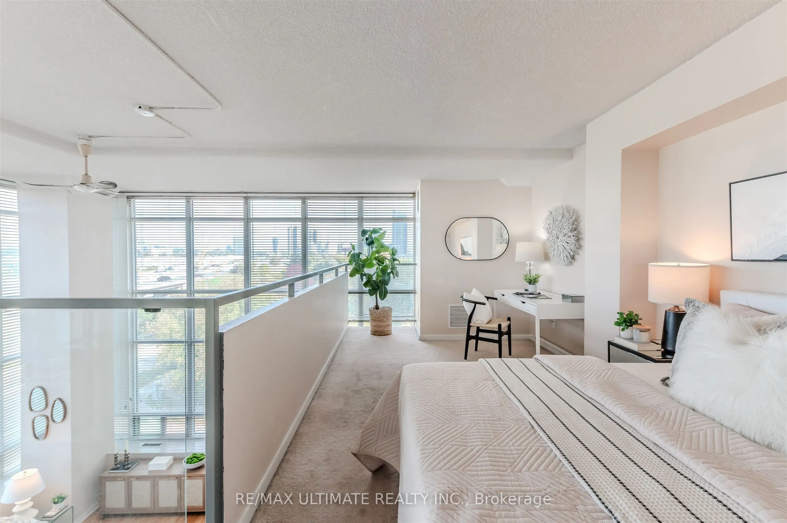 300 Manitoba Street, #301