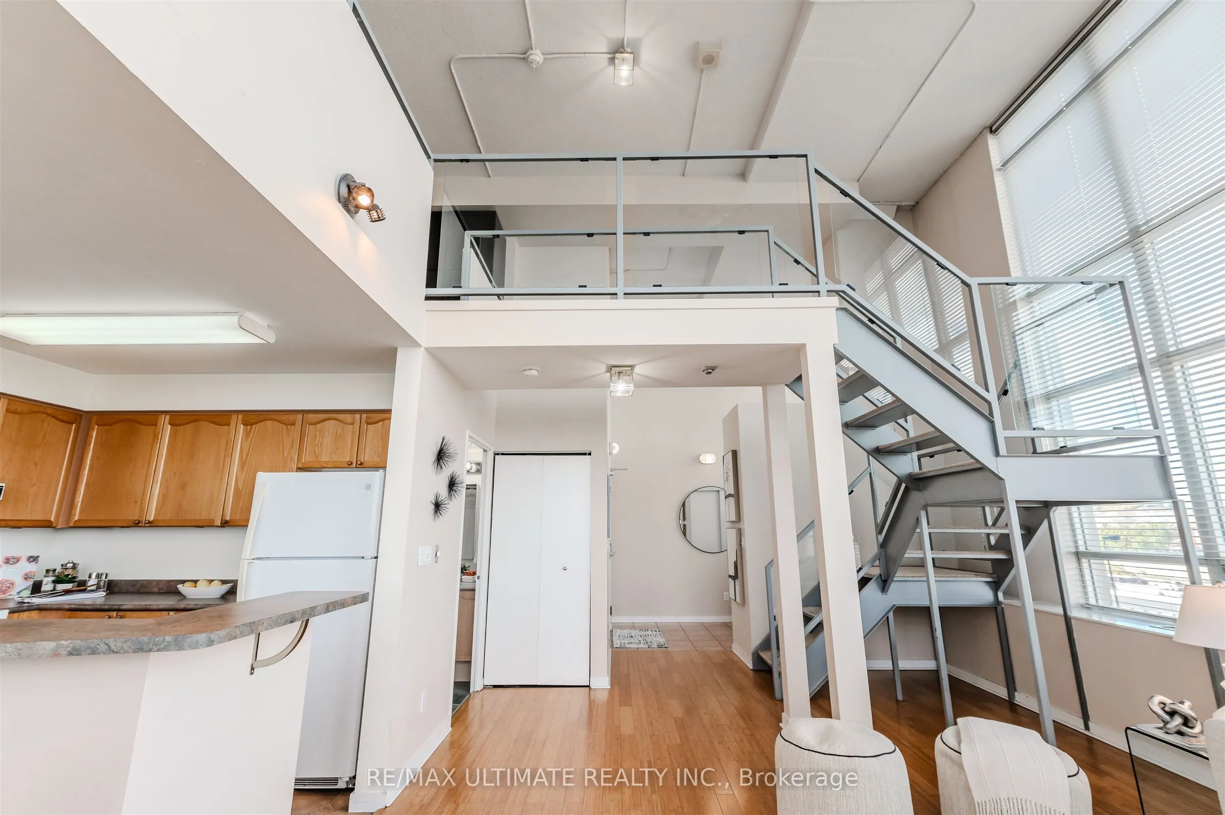 300 Manitoba Street, #301