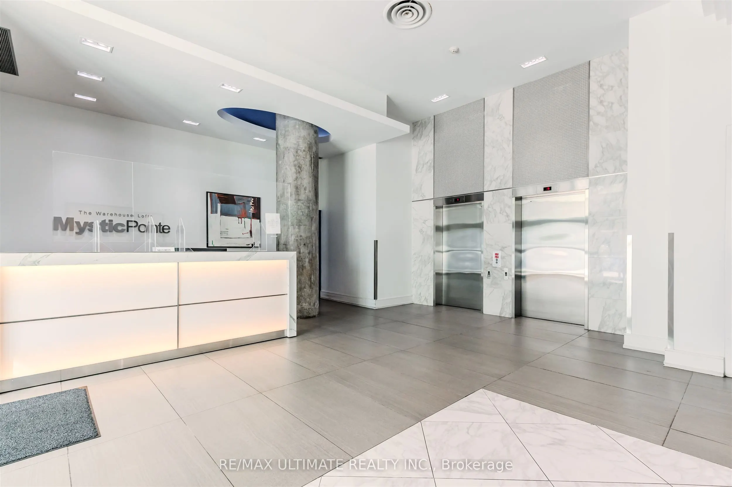 300 Manitoba Street, #301