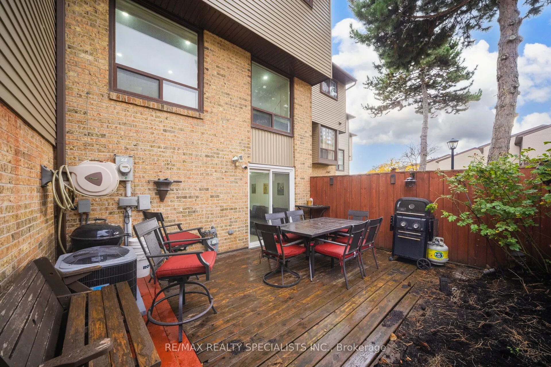 22 Carleton Place, #22