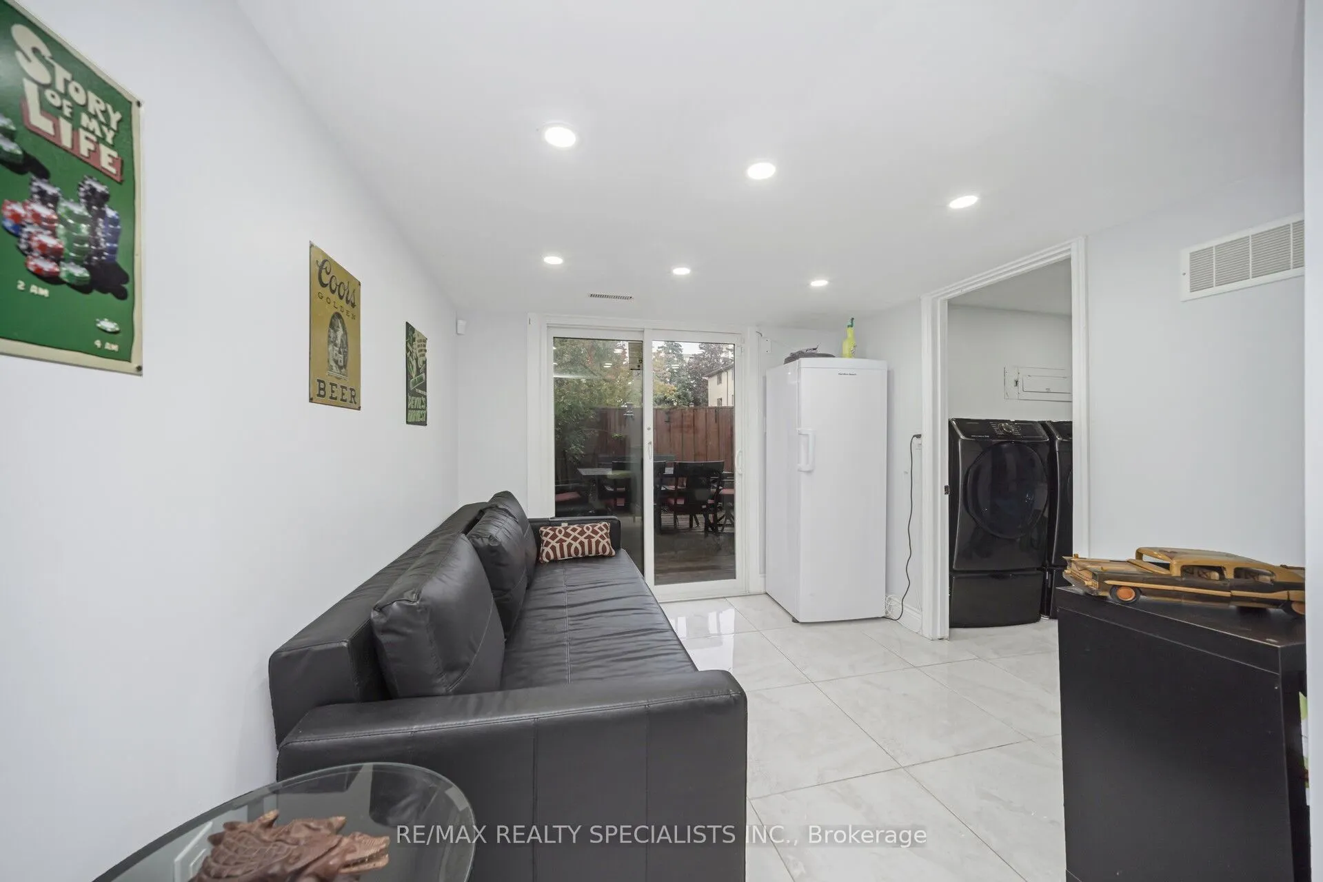 22 Carleton Place, #22