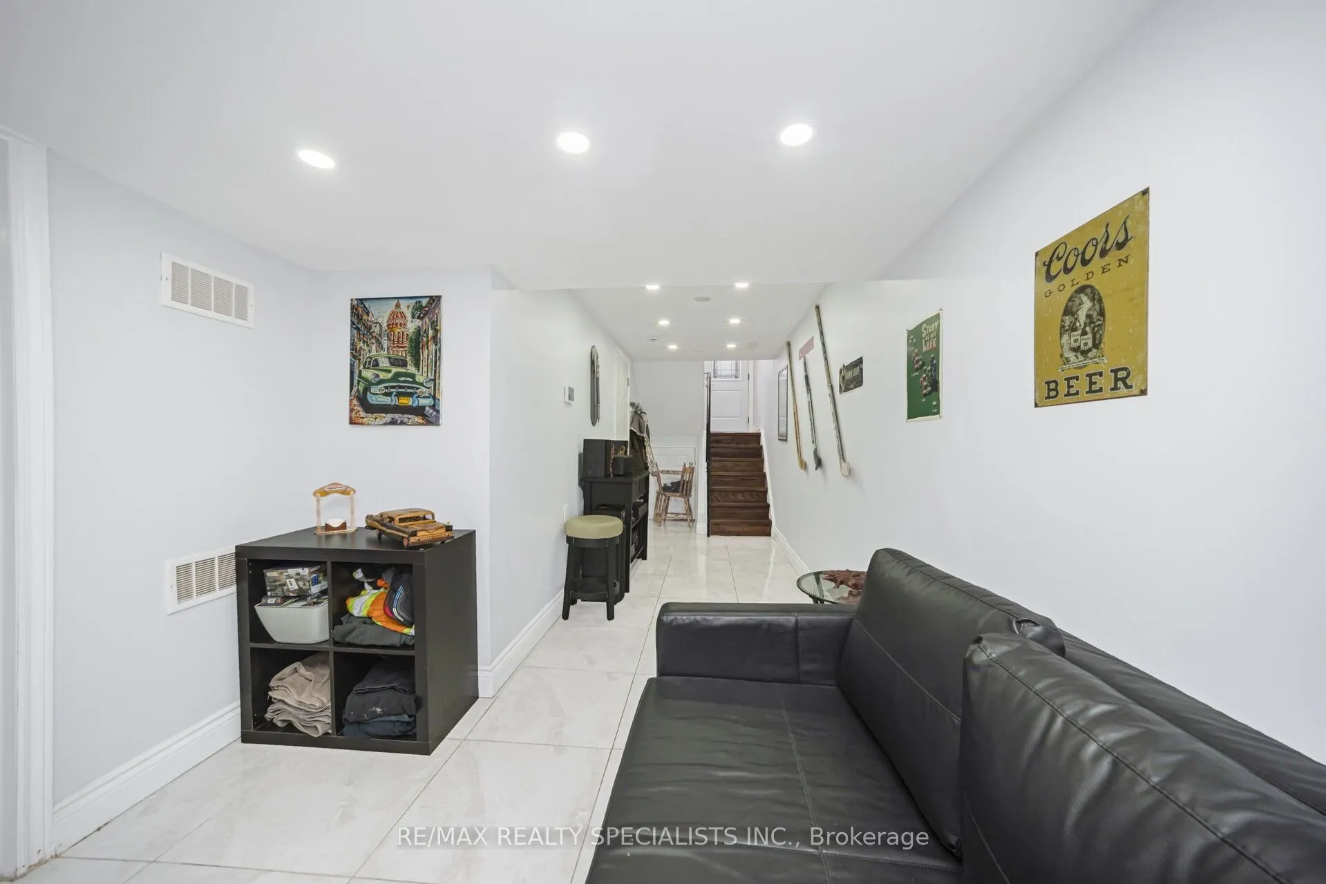 22 Carleton Place, #22