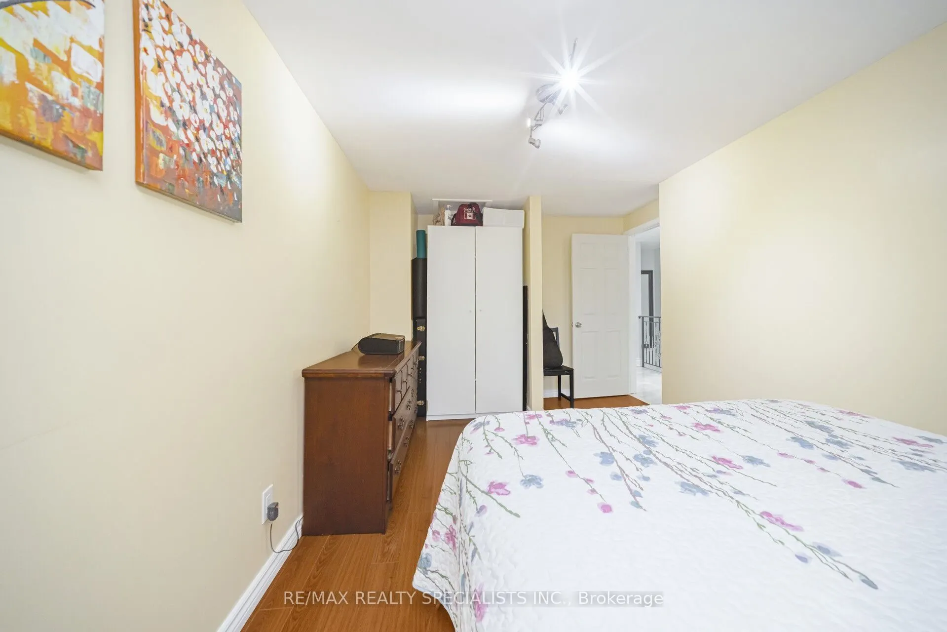 22 Carleton Place, #22