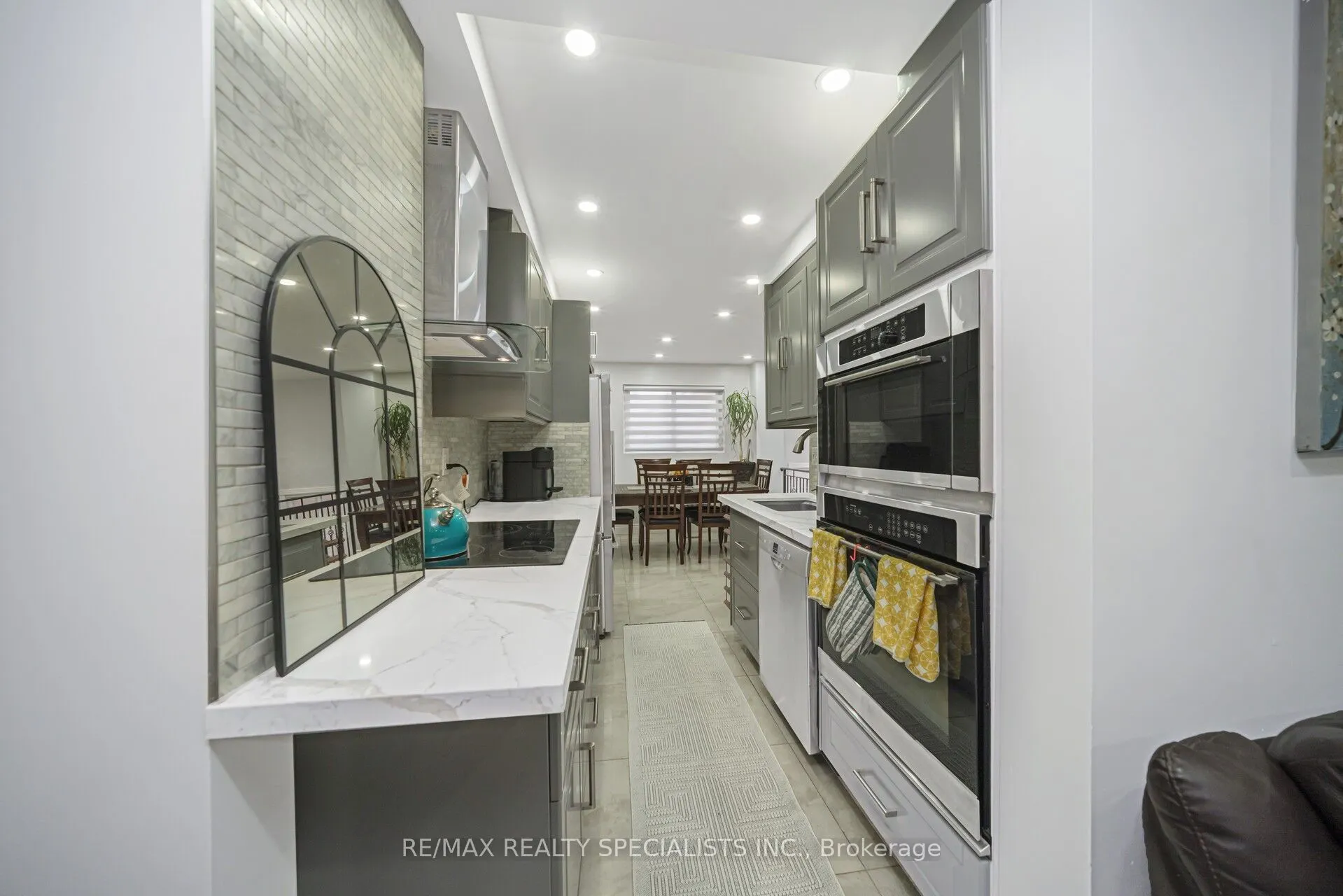 22 Carleton Place, #22