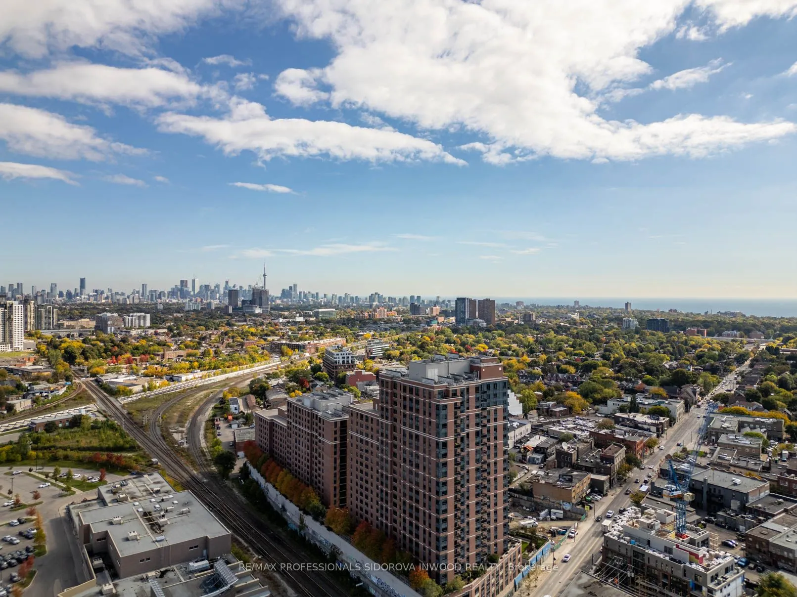 61 Heintzman Street, #107