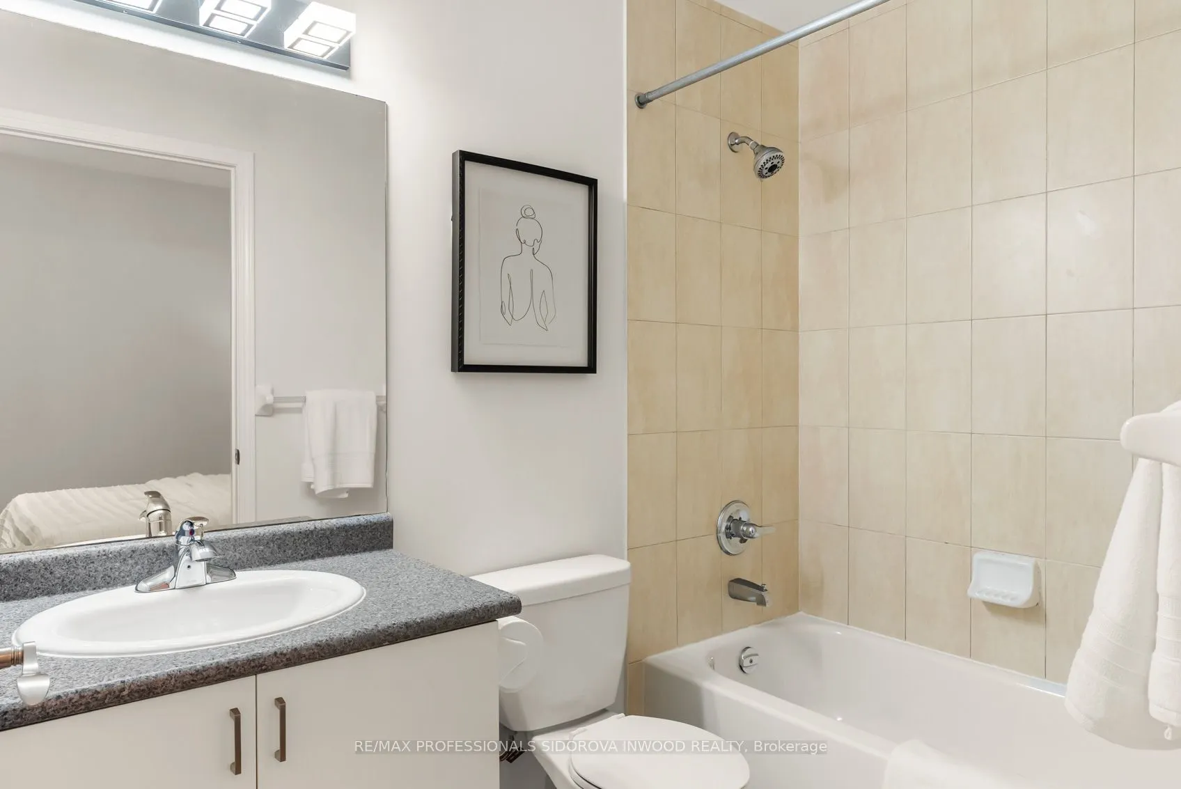 61 Heintzman Street, #107