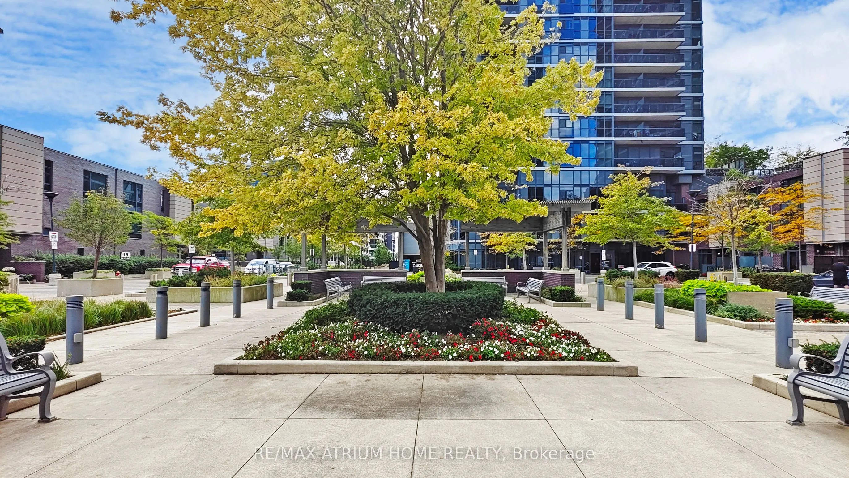 5 Valhalla Inn Road, #1803