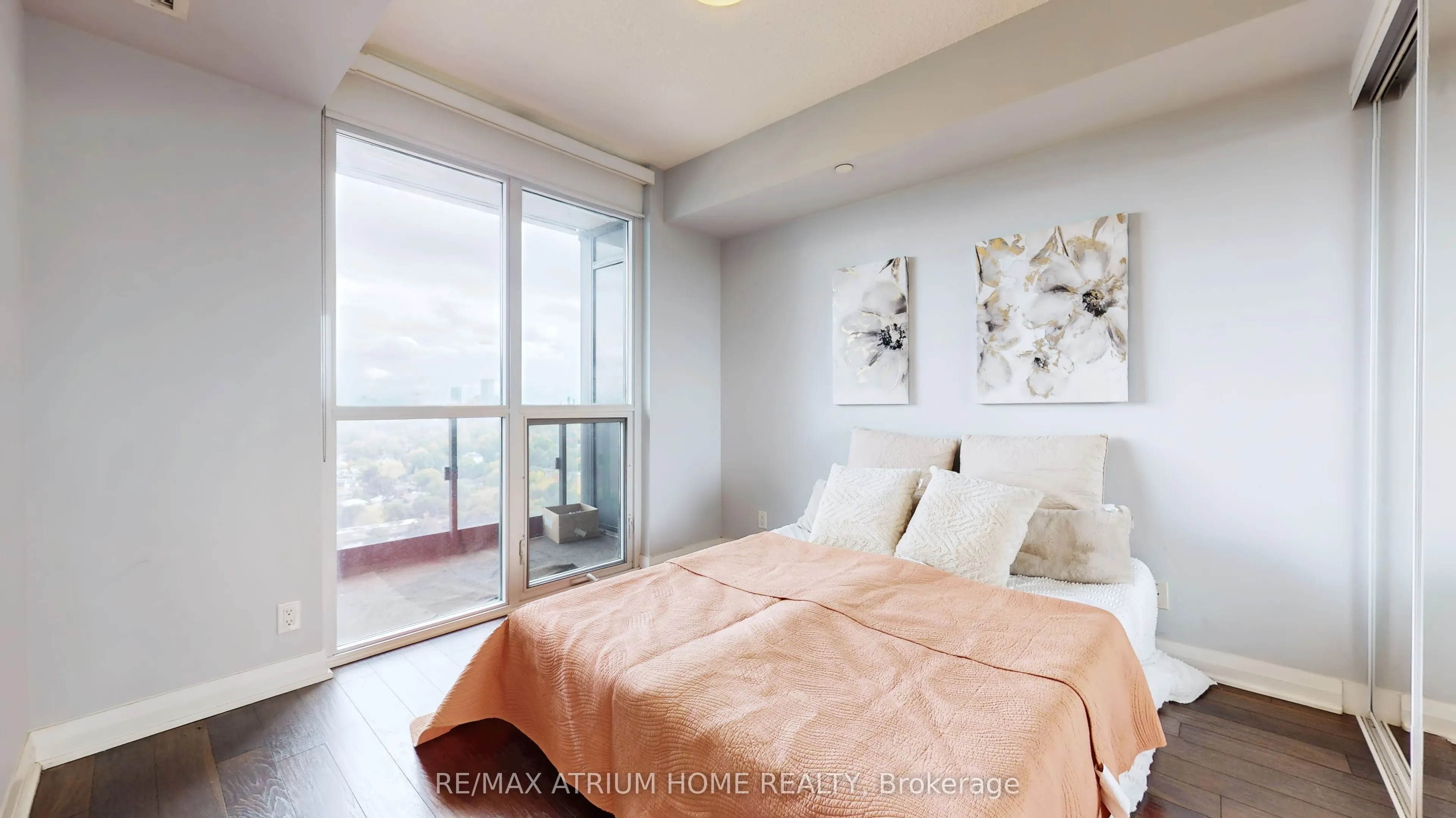 5 Valhalla Inn Road, #1803