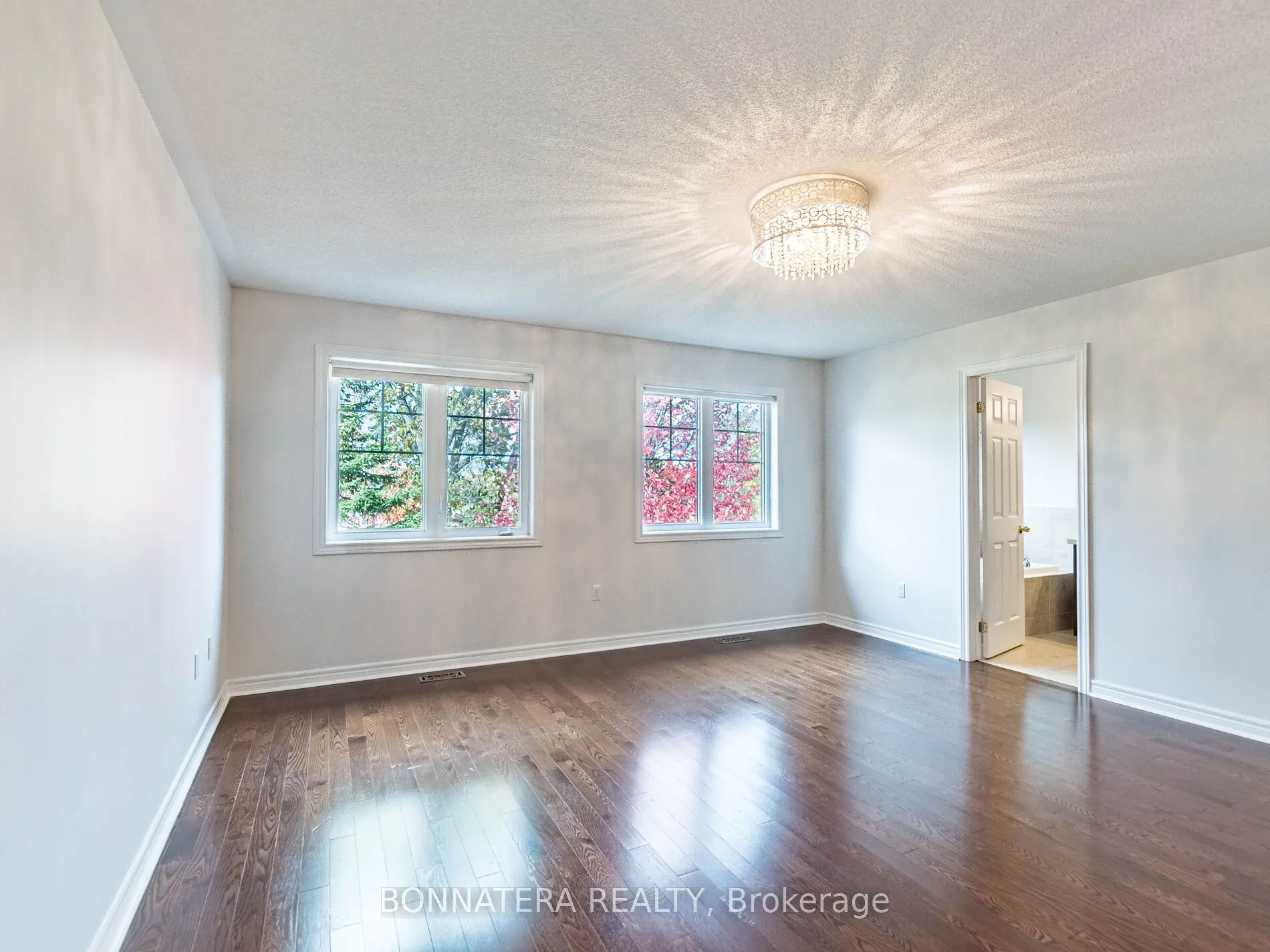 3275 Stalybridge Drive, #19