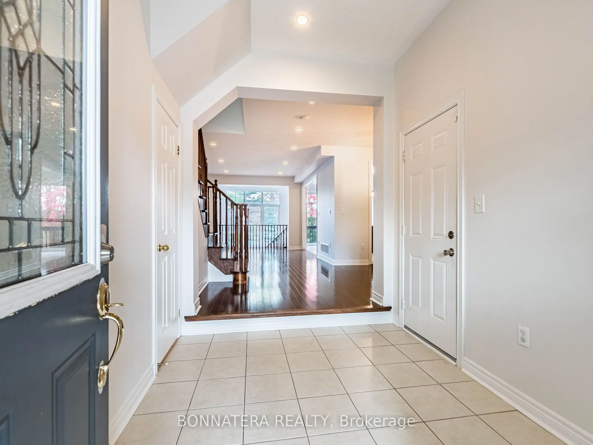 3275 Stalybridge Drive, #19