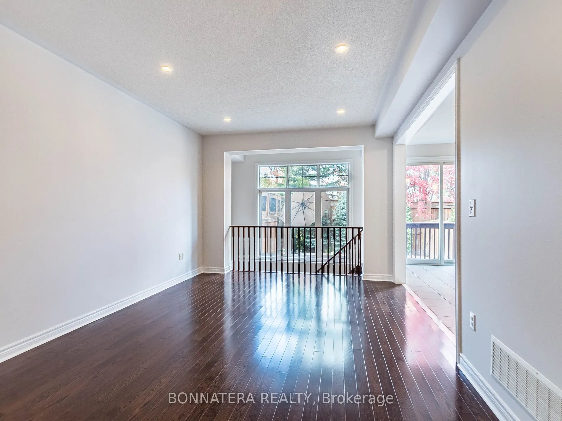 3275 Stalybridge Drive, #19