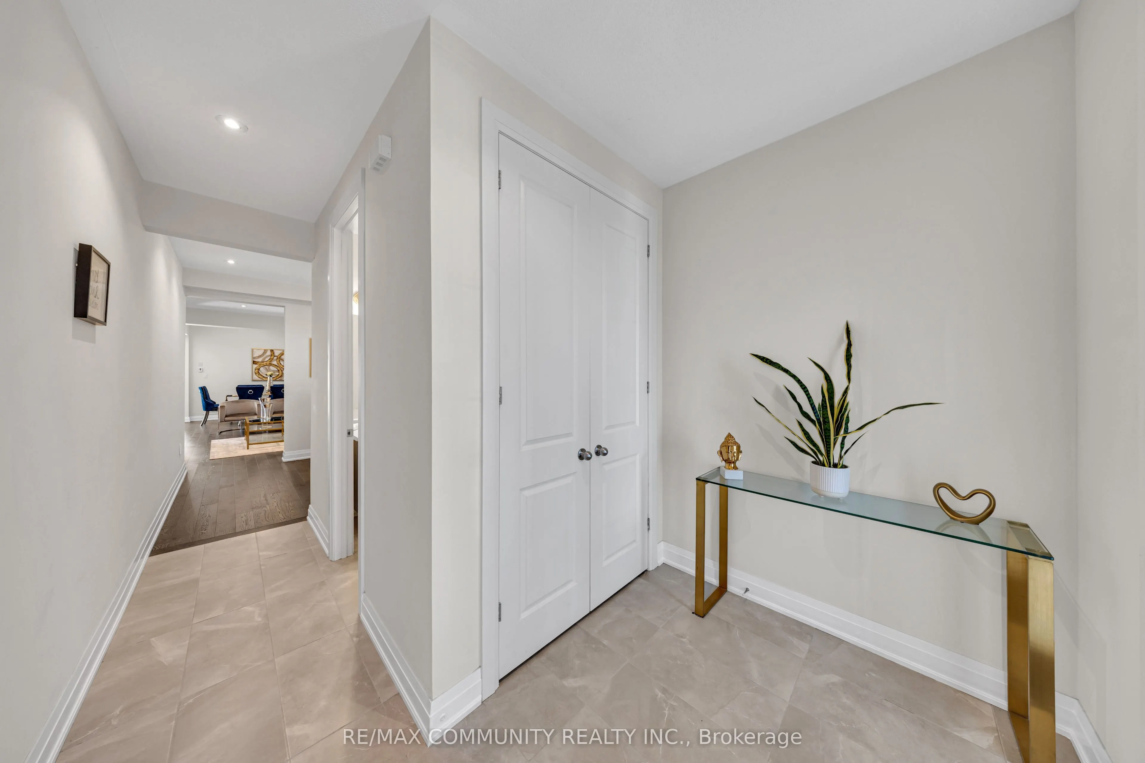 209 Castle Oaks Crossing