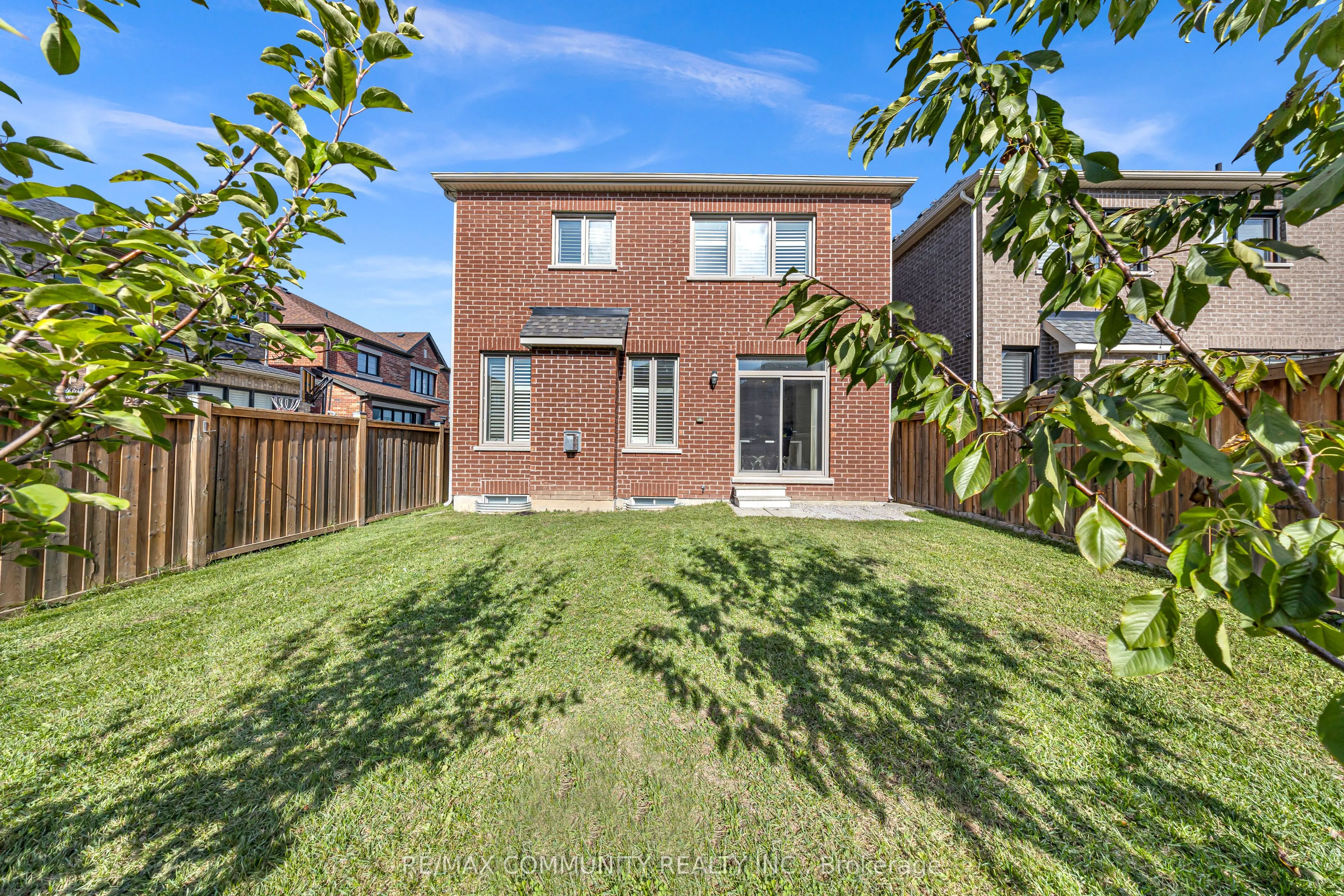 209 Castle Oaks Crossing