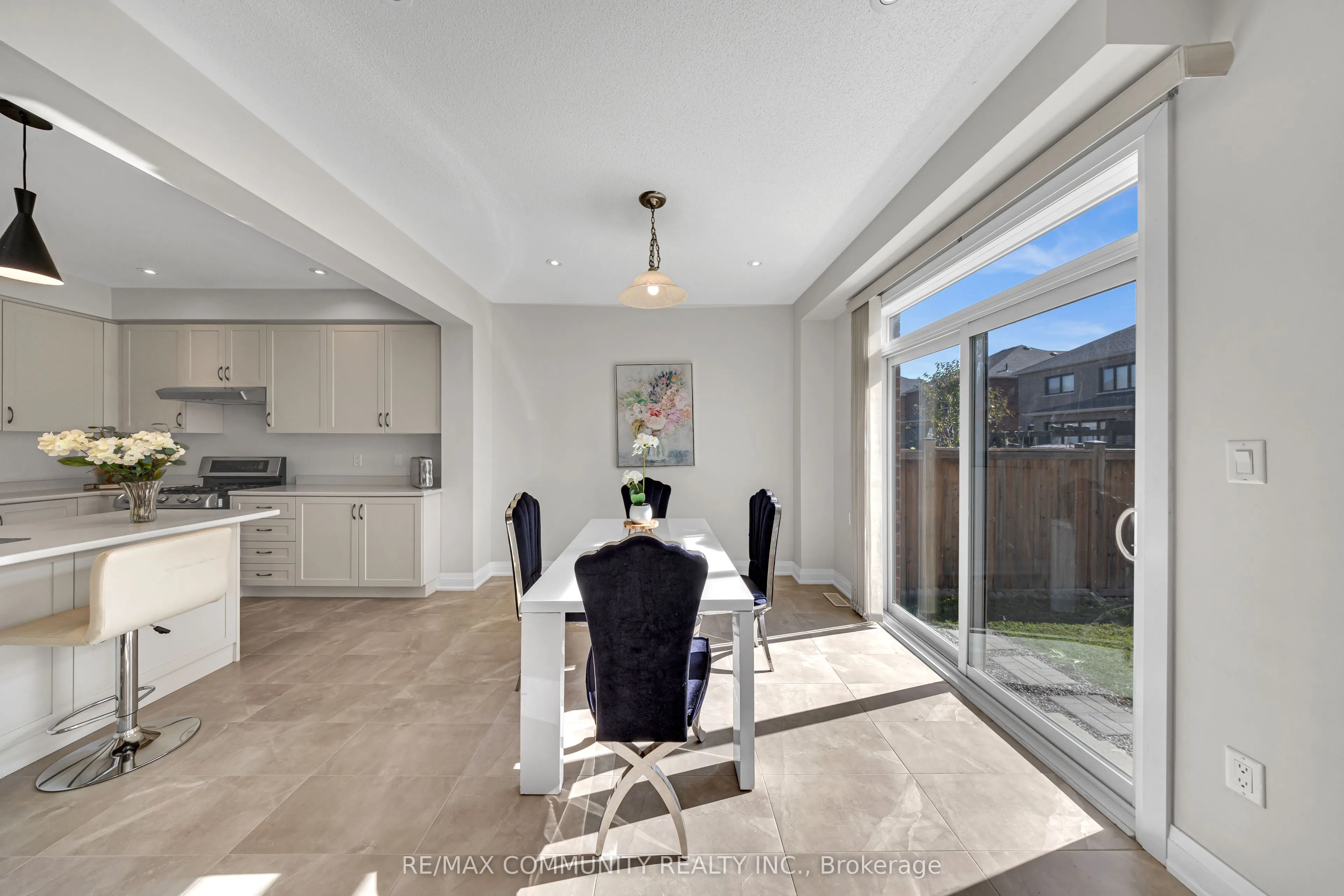 209 Castle Oaks Crossing