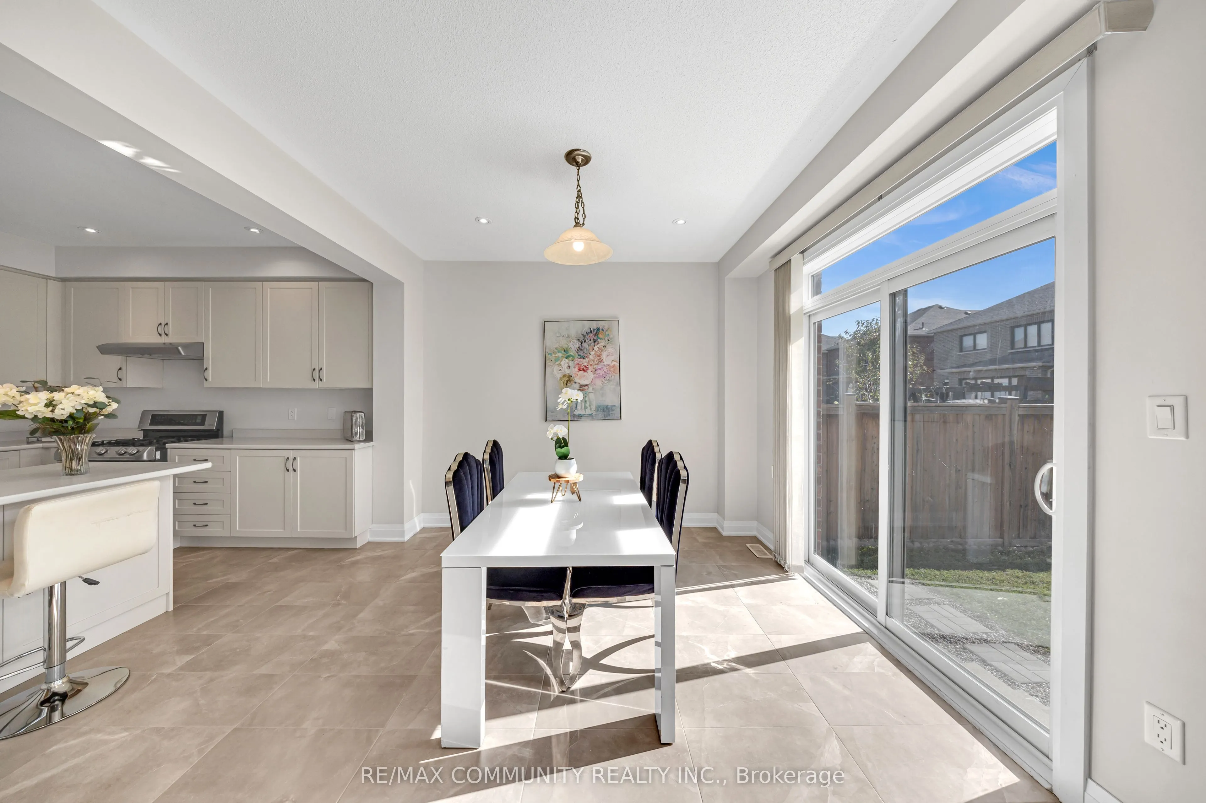 209 Castle Oaks Crossing