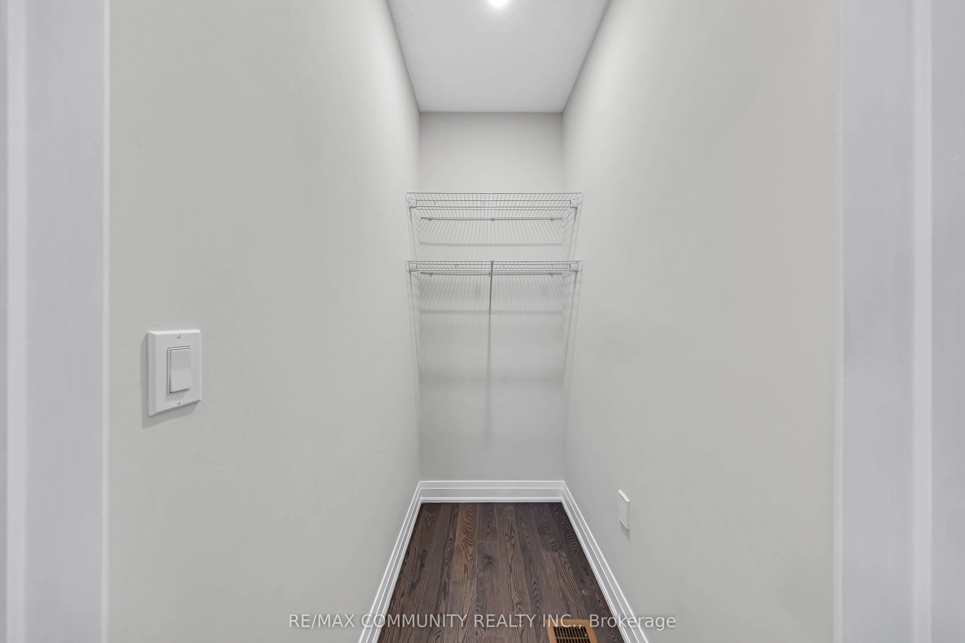 209 Castle Oaks Crossing