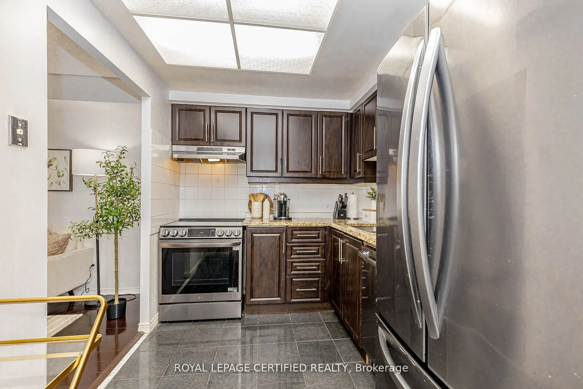 135 Hillcrest Avenue, #313