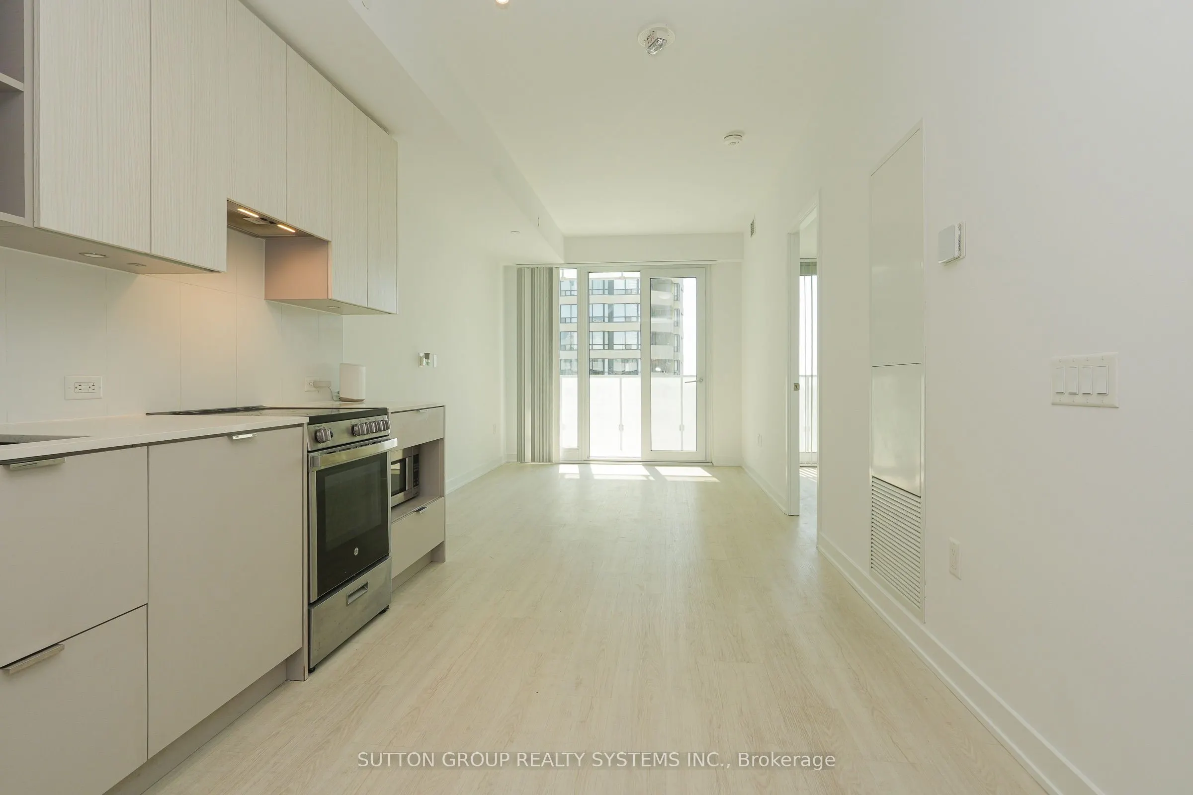 3883 Quartz Road, #520