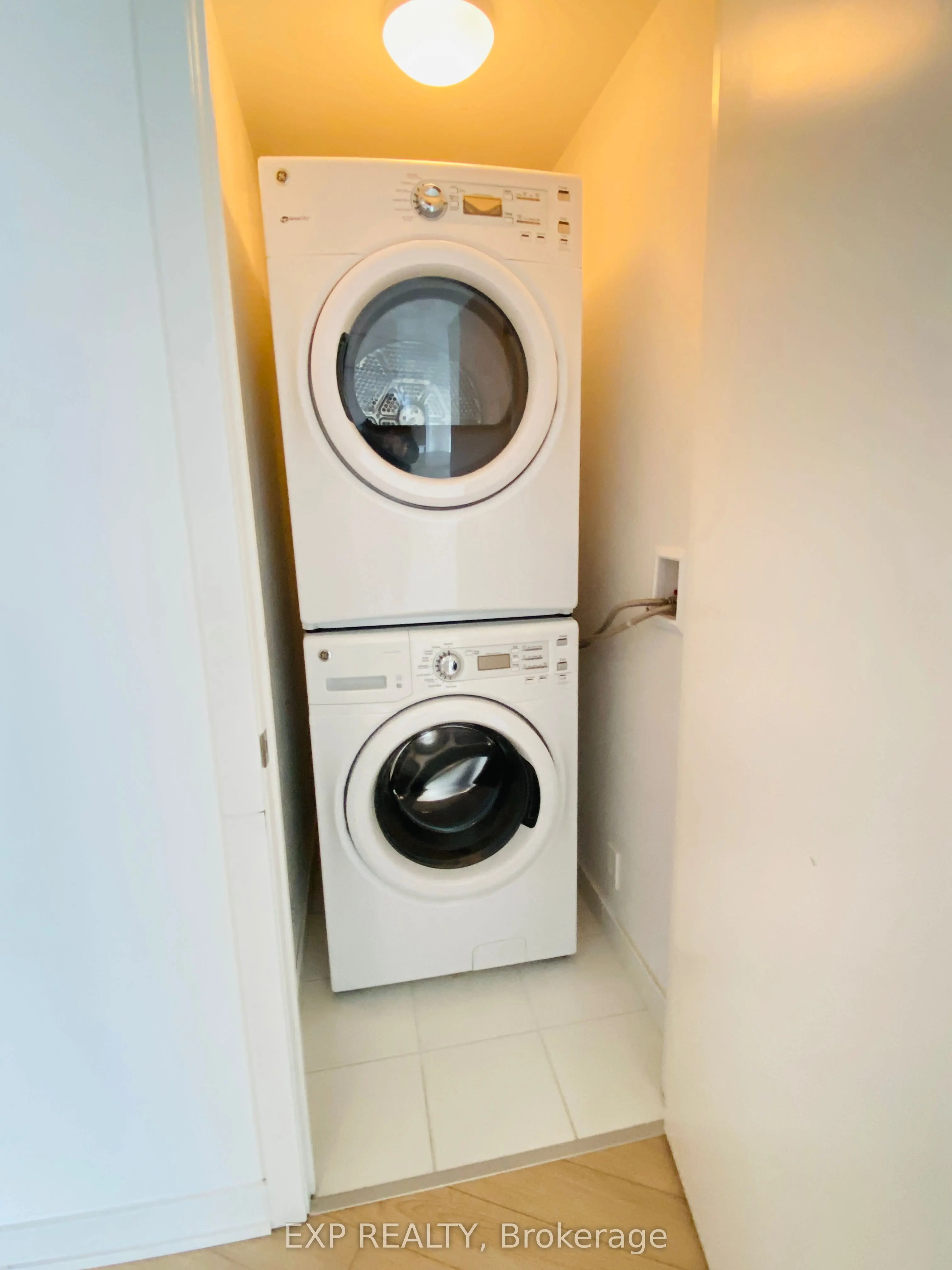 10 Park Lawn Road, #3004