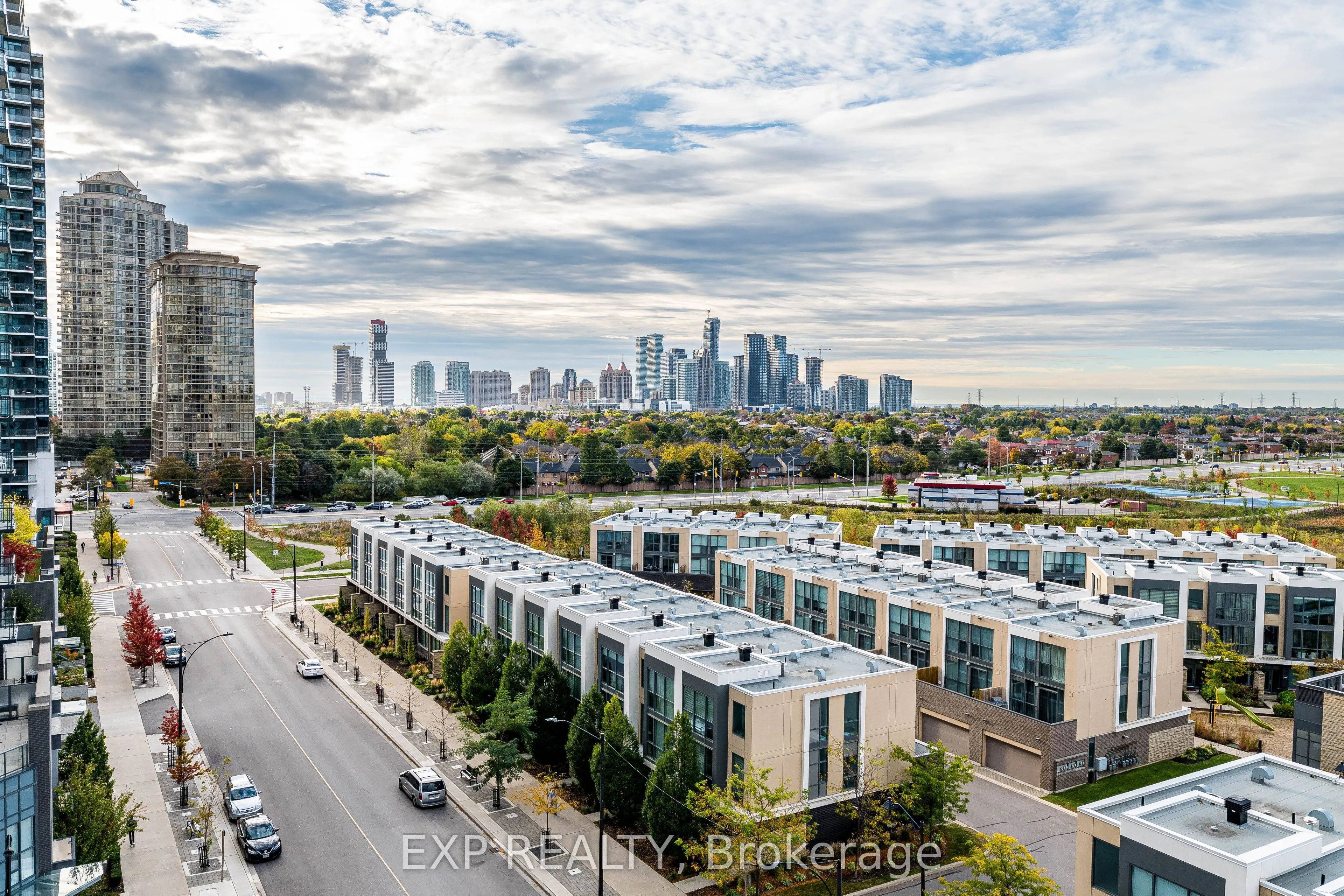 65 Watergarden Drive, #605