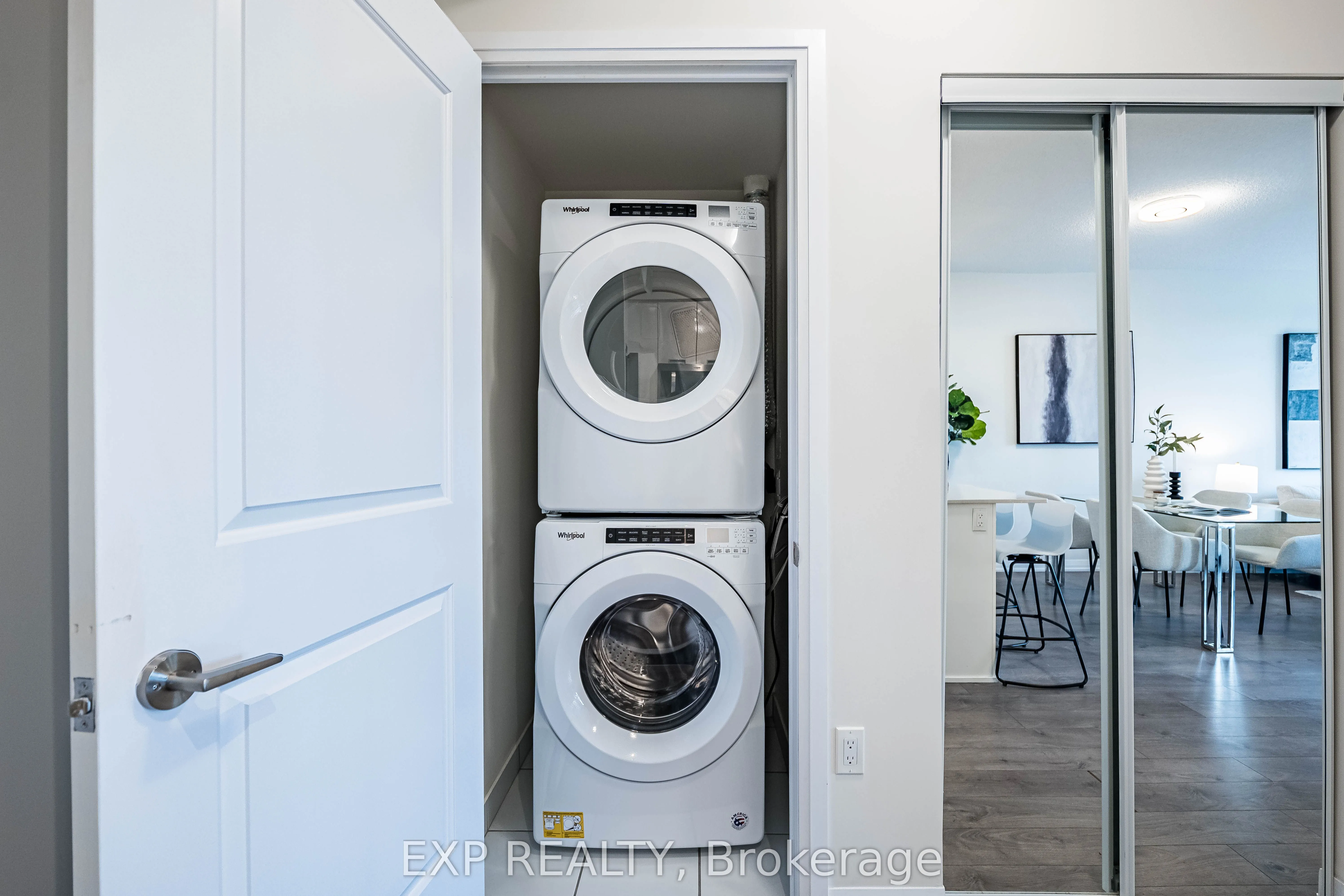 65 Watergarden Drive, #605