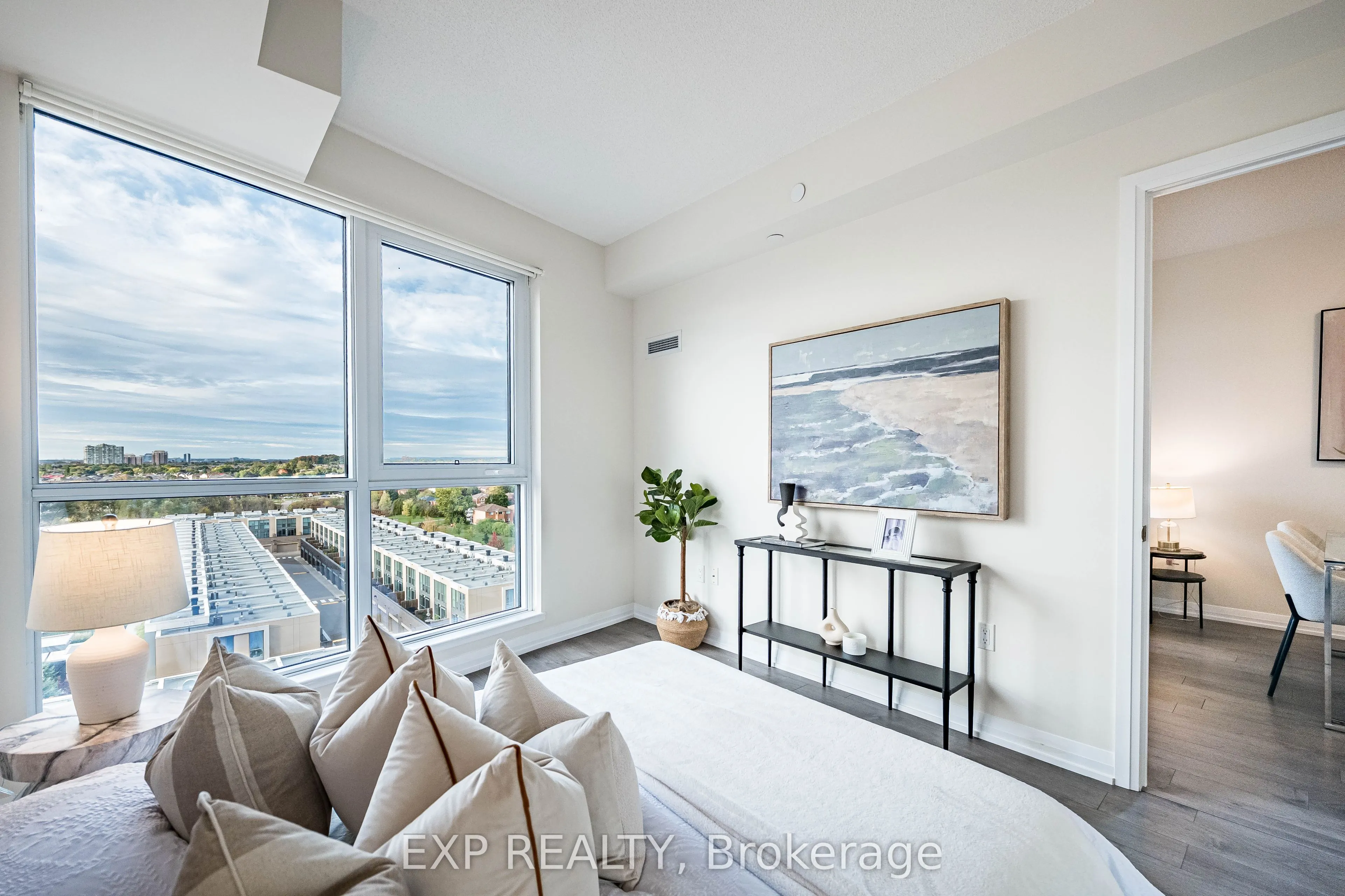 65 Watergarden Drive, #605