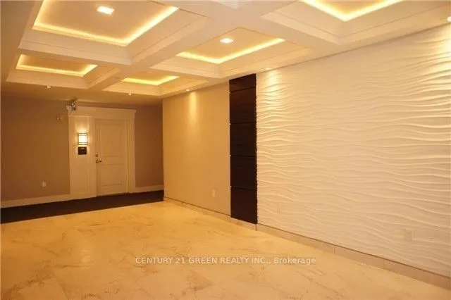 640 Sauve Street, #108