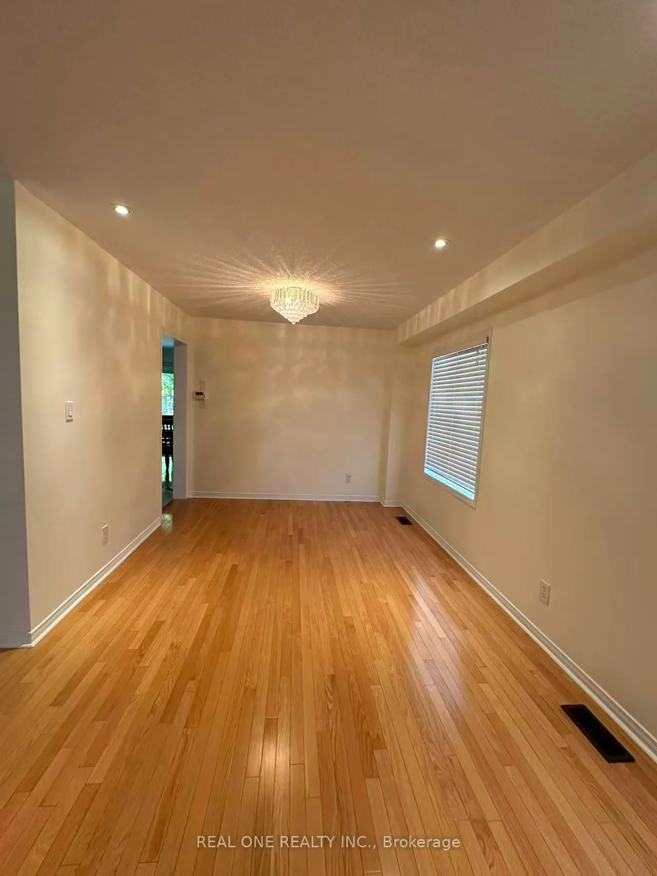 3829 Quiet Creek Drive