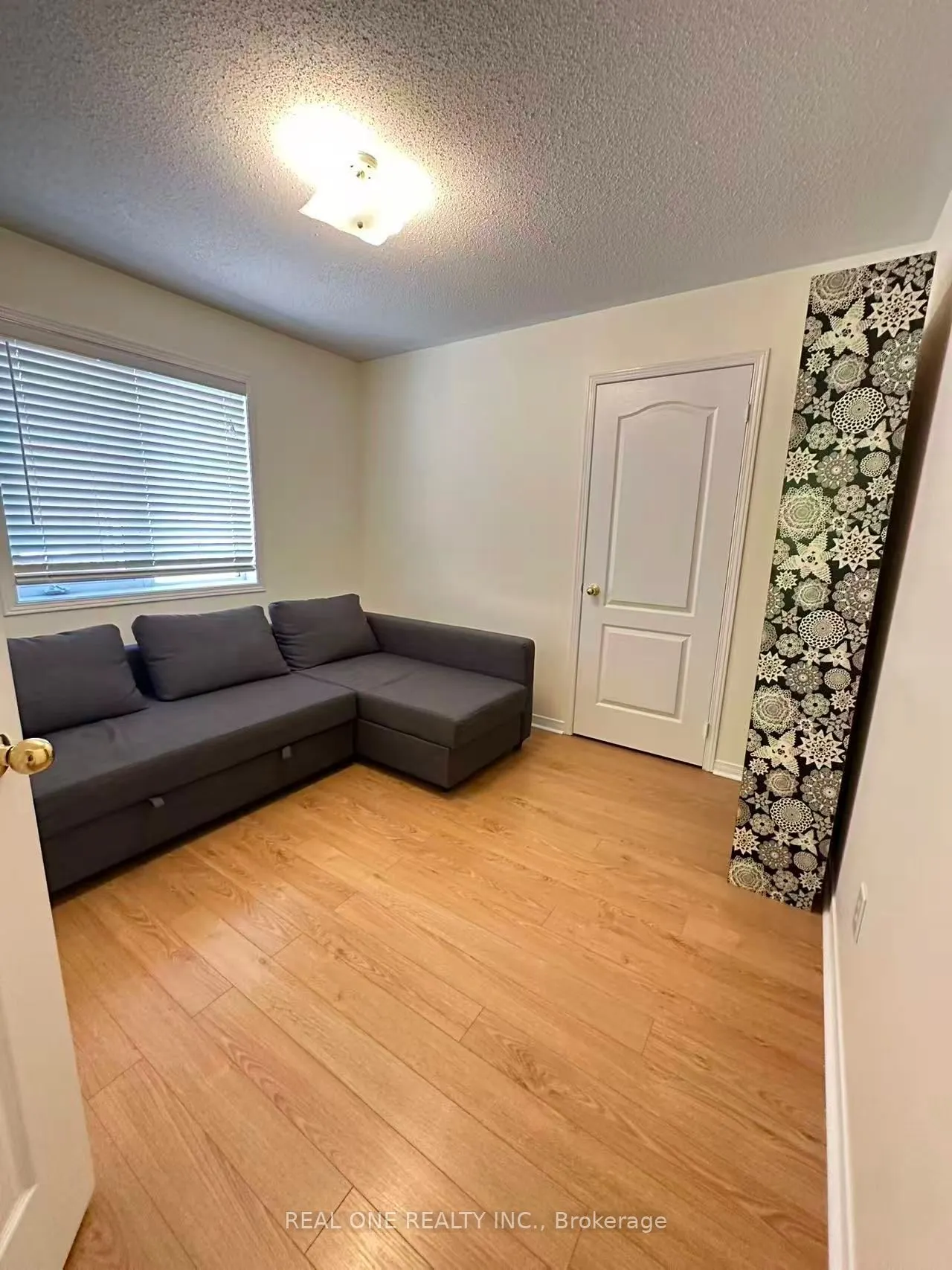 3829 Quiet Creek Drive