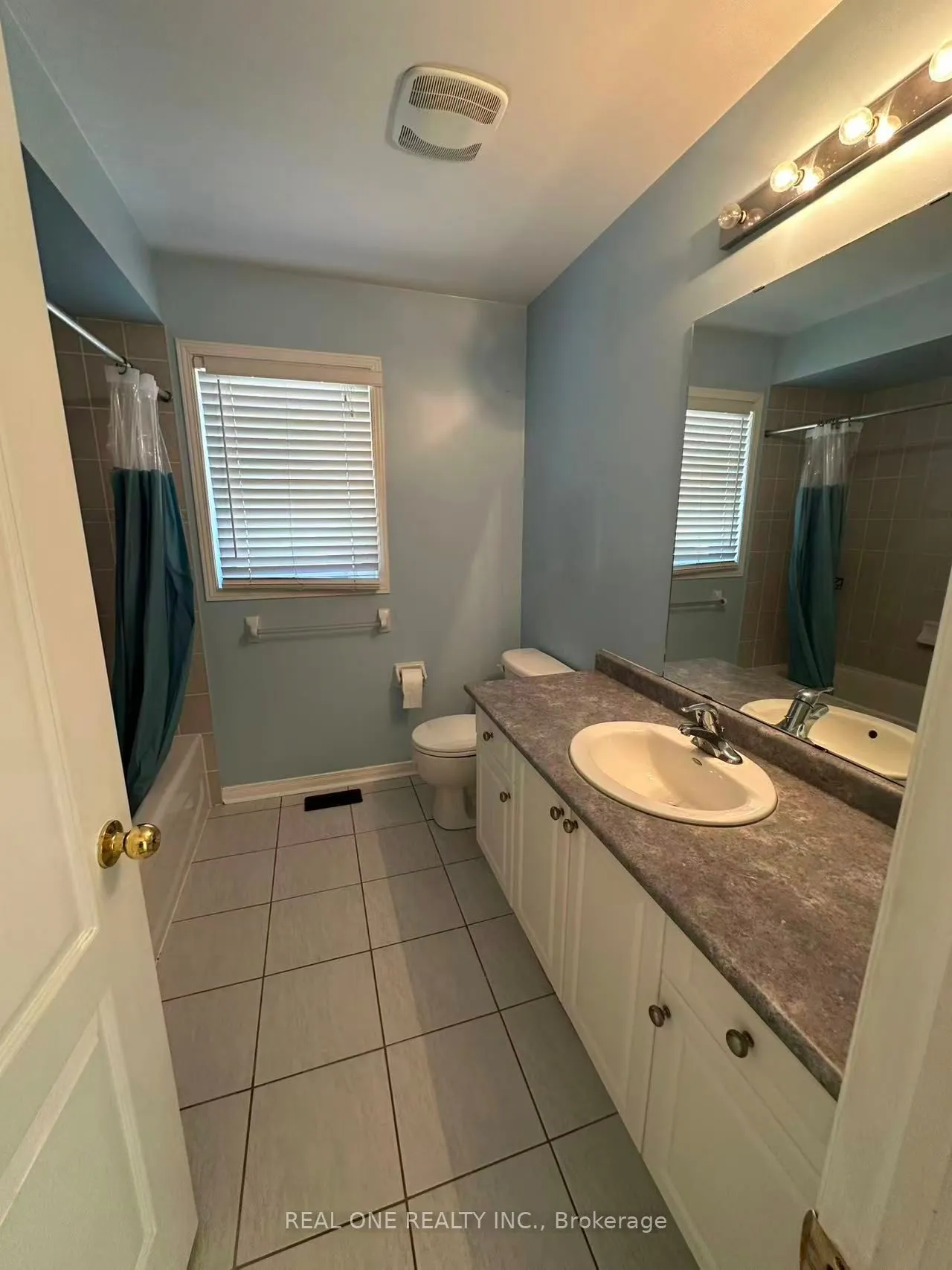 3829 Quiet Creek Drive